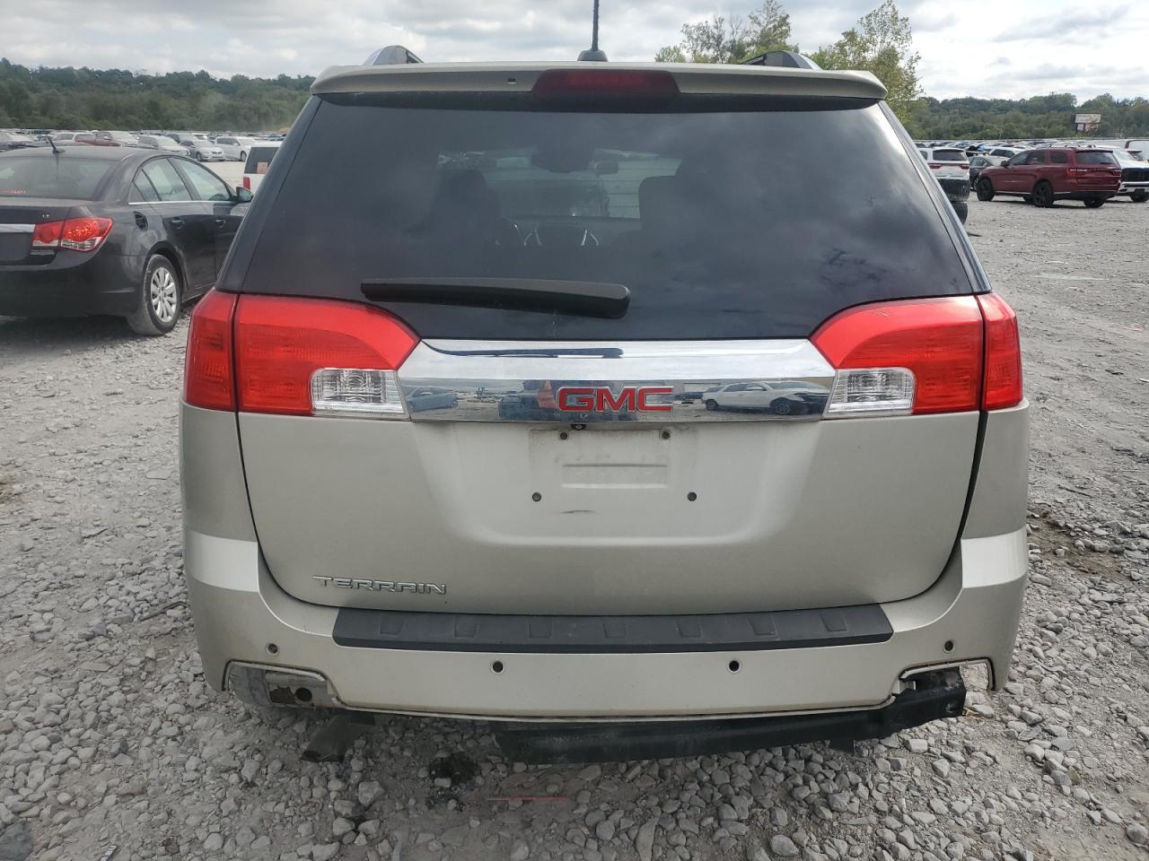 2015 GMC TERRAIN SLT photo 11