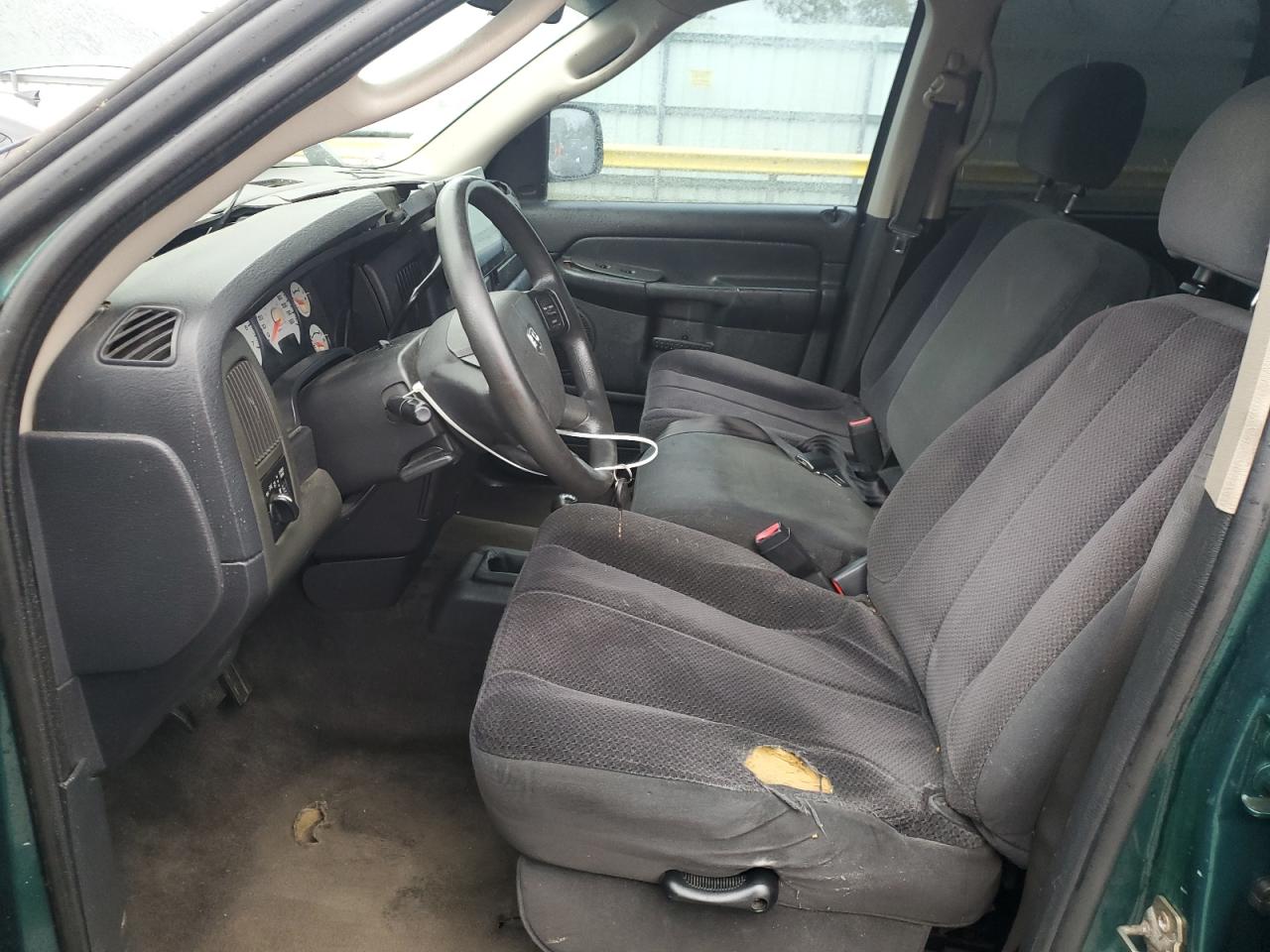 2004 DODGE RAM 1500 ST photo 7