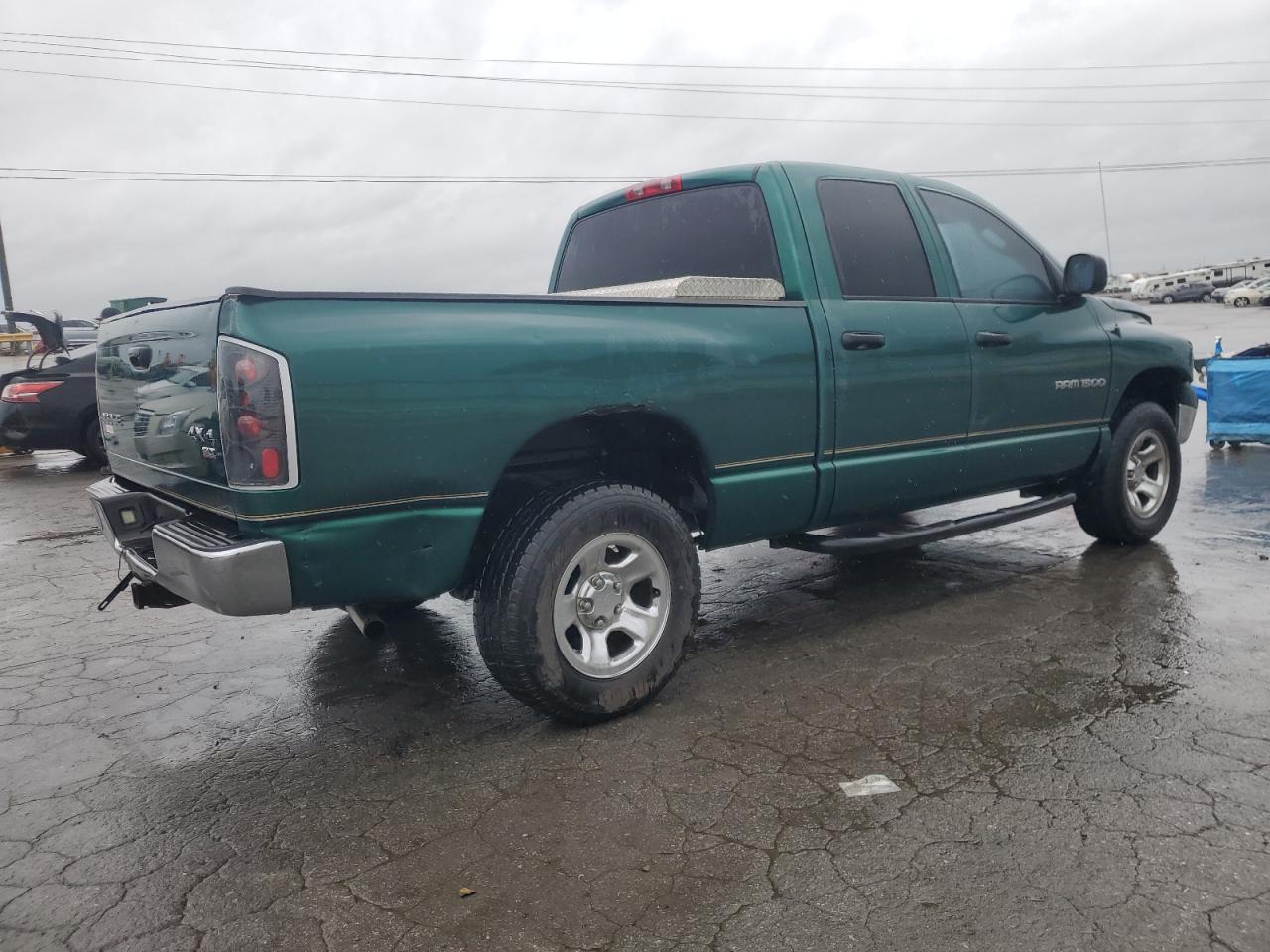 2004 DODGE RAM 1500 ST photo 3