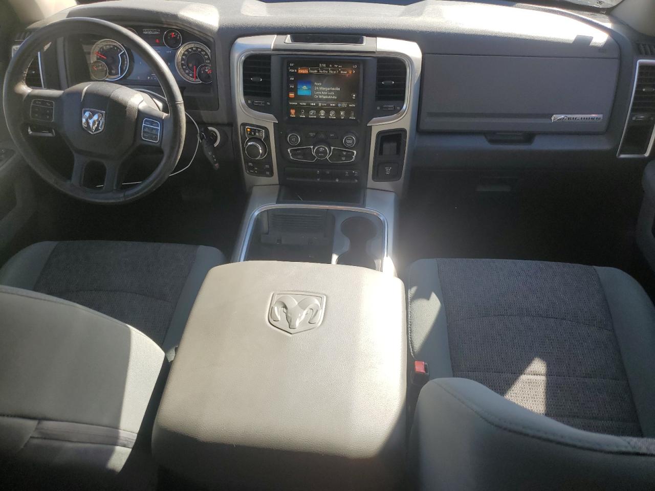 2017 RAM 1500 SLT photo 15
