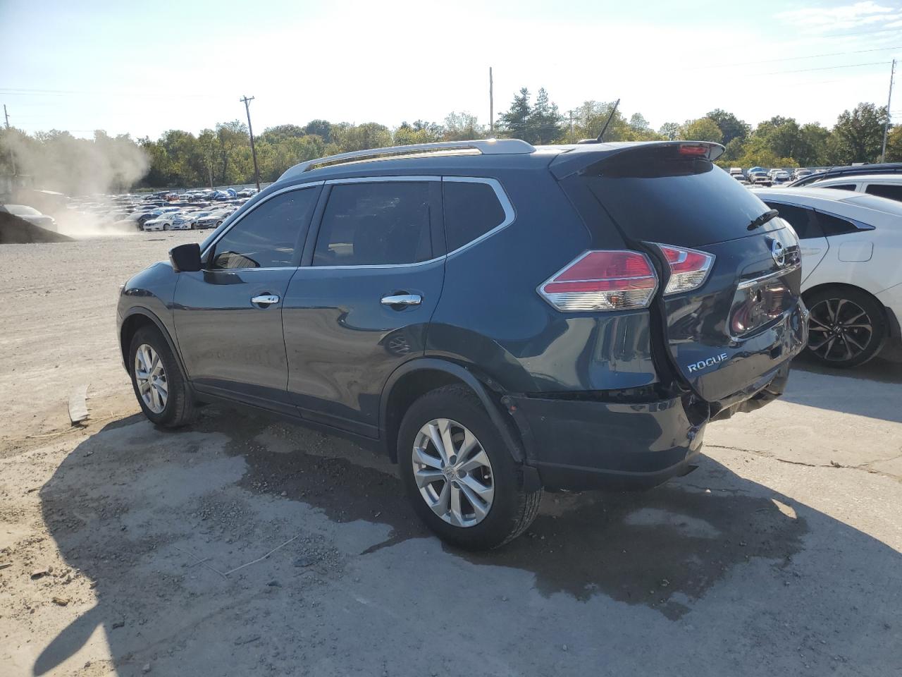 2016 NISSAN ROGUE S photo 2
