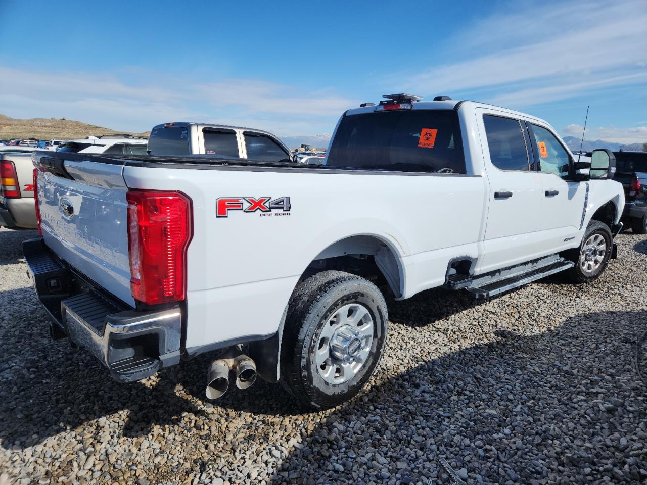 2023 FORD F350 SUPER DUTY photo 3