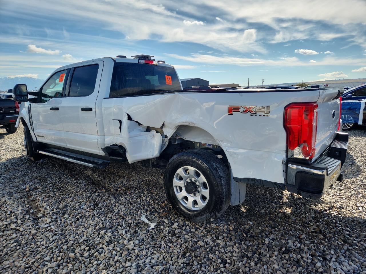 2023 FORD F350 SUPER DUTY photo 2