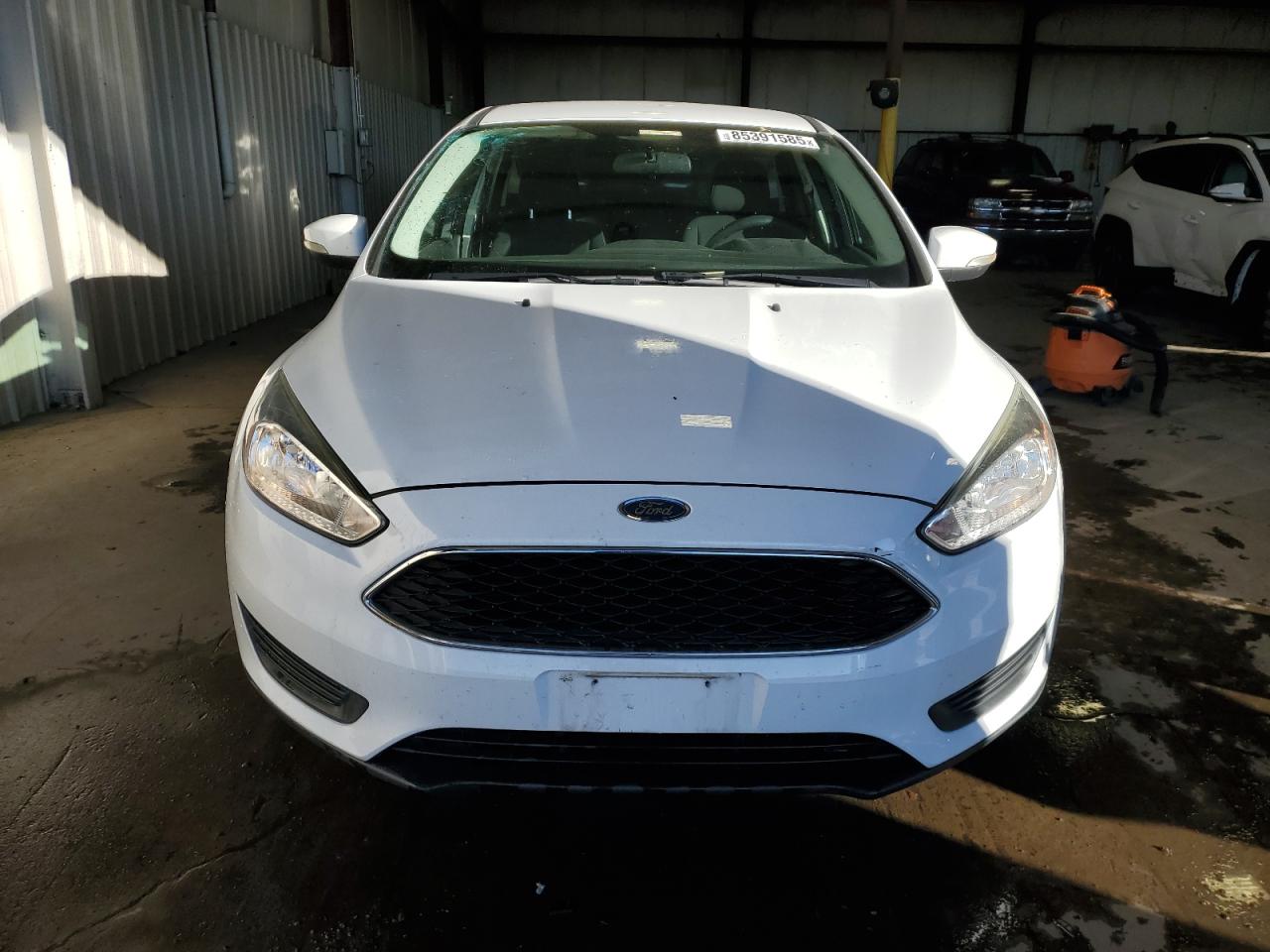 2017 FORD FOCUS SE photo 9