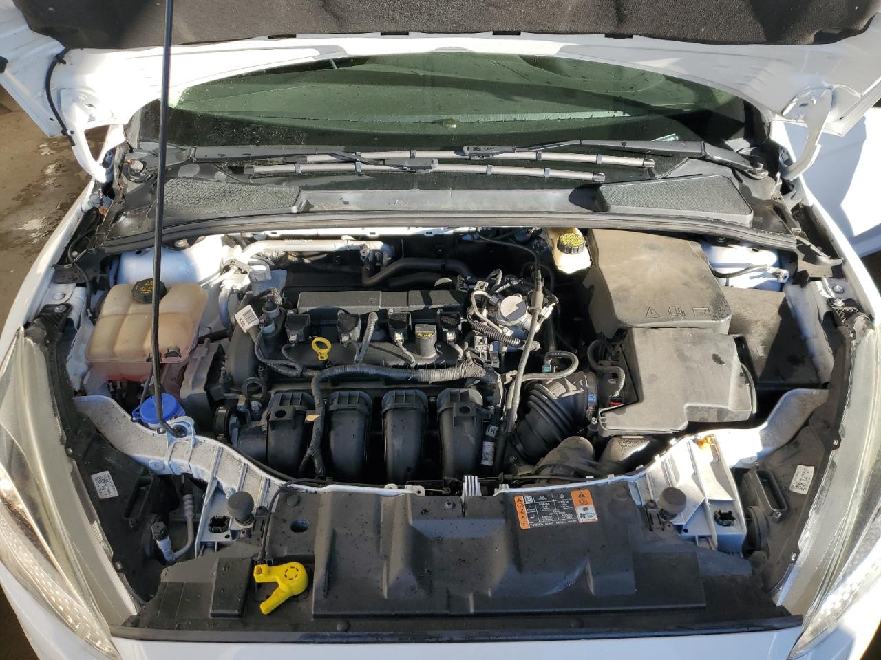 2017 FORD FOCUS SE photo 21