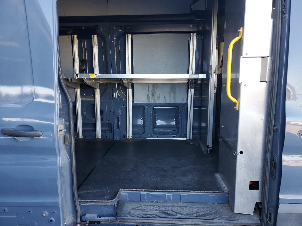 2020 FORD TRANSIT 250 DELIVERY VAN photo 19