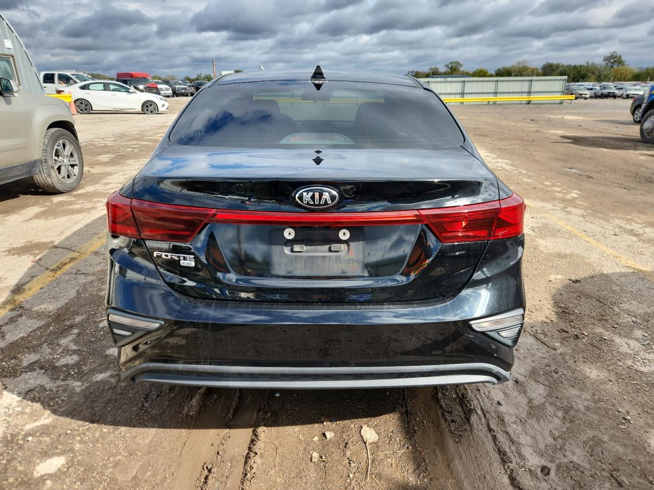 2020 KIA FORTE FE photo 11