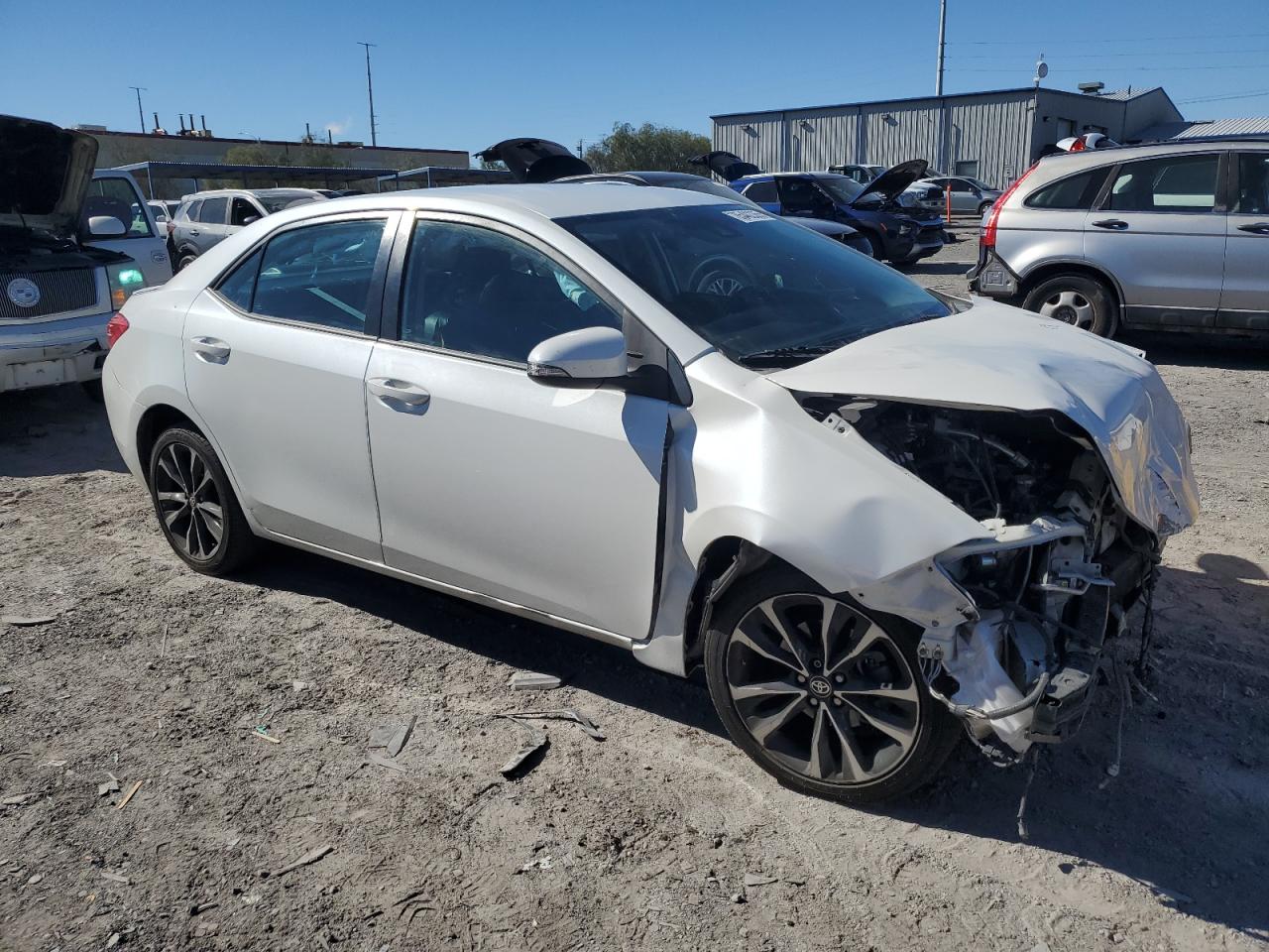 2017 TOYOTA COROLLA L photo 4