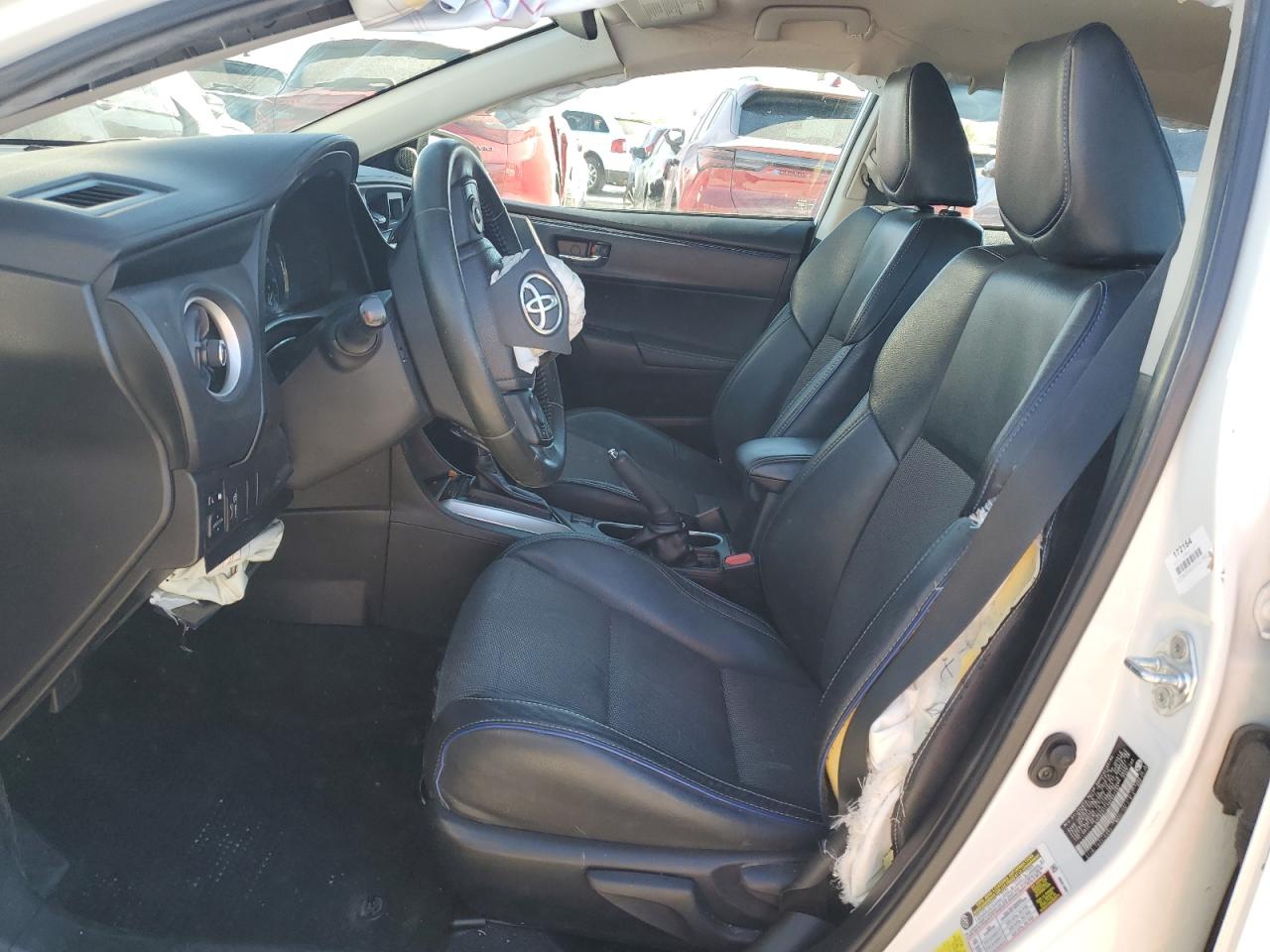 2017 TOYOTA COROLLA L photo 7