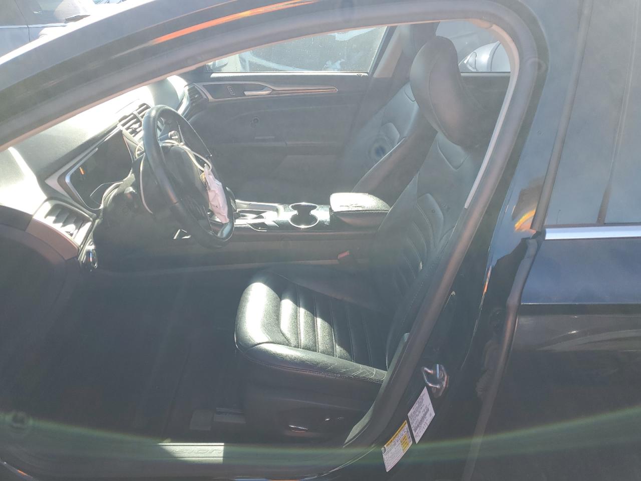 2016 FORD FUSION SE photo 19