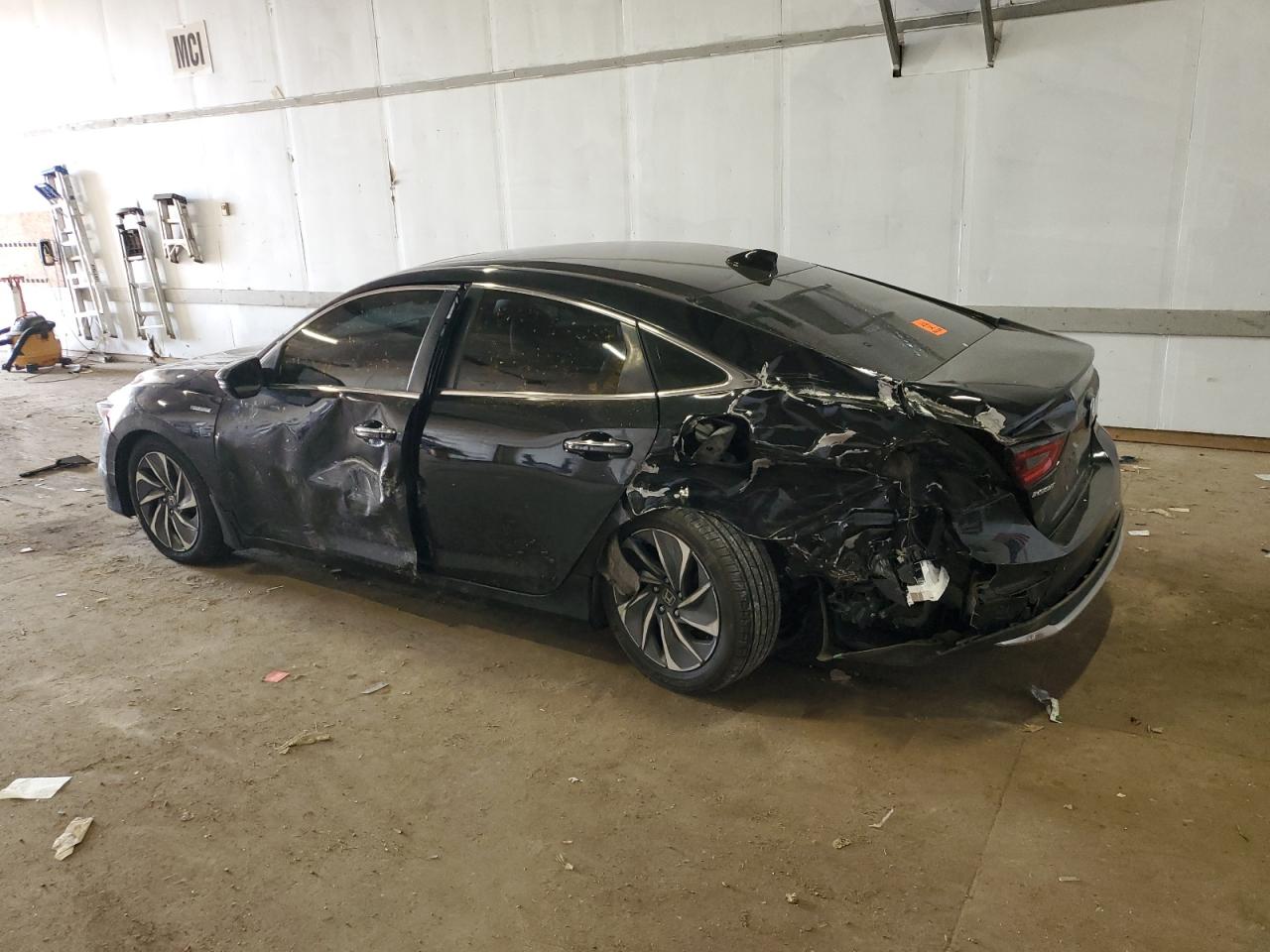 2019 HONDA INSIGHT TOURING photo 4