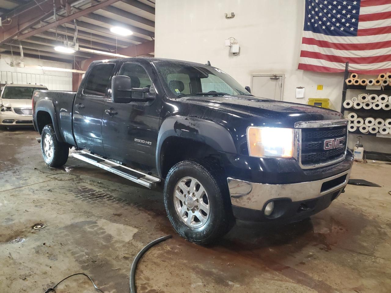 2011 GMC SIERRA K2500 SLT photo 4