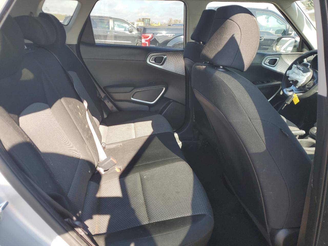 2020 KIA SOUL LX photo 31