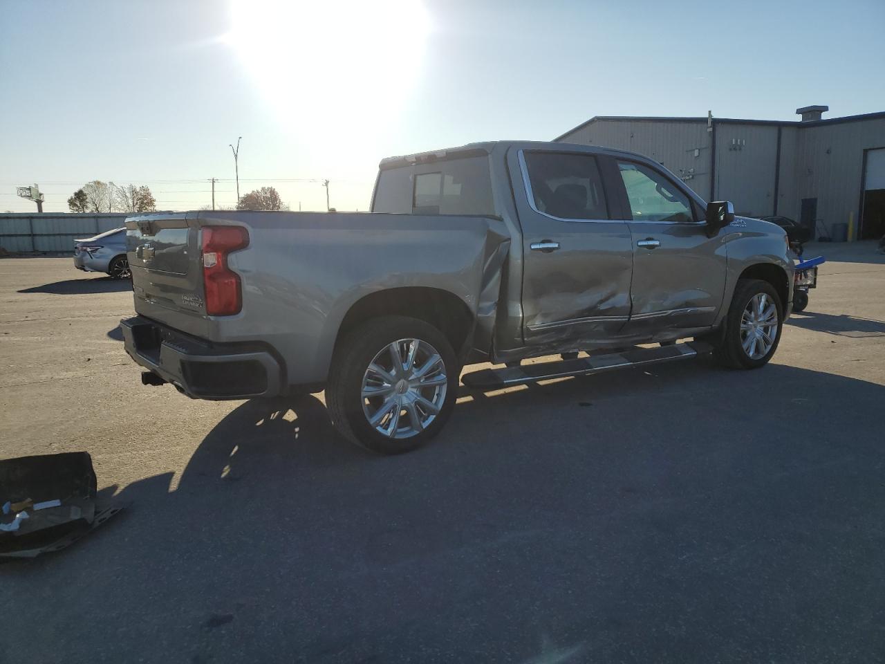 2025 CHEVROLET SILVERADO K1500 HIGH COUNTRY photo 3
