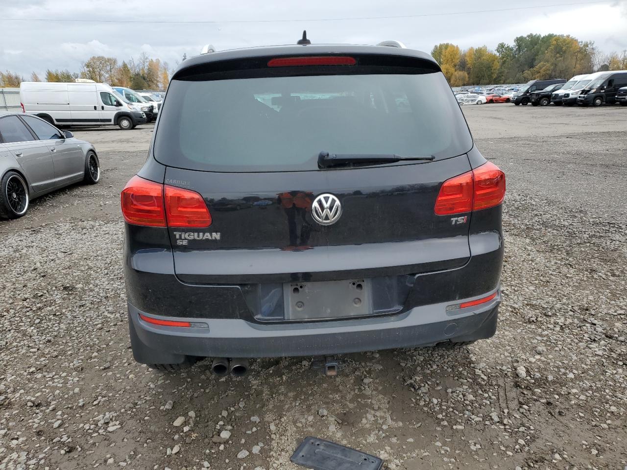 2017 VOLKSWAGEN TIGUAN WOLFSBURG photo 6
