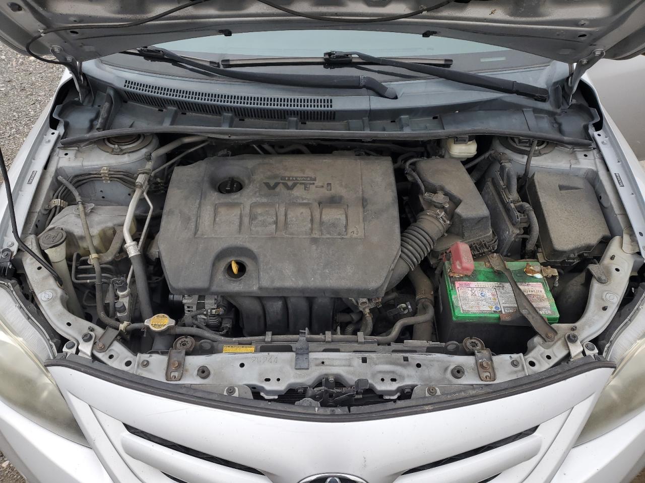 2011 TOYOTA COROLLA S photo 11