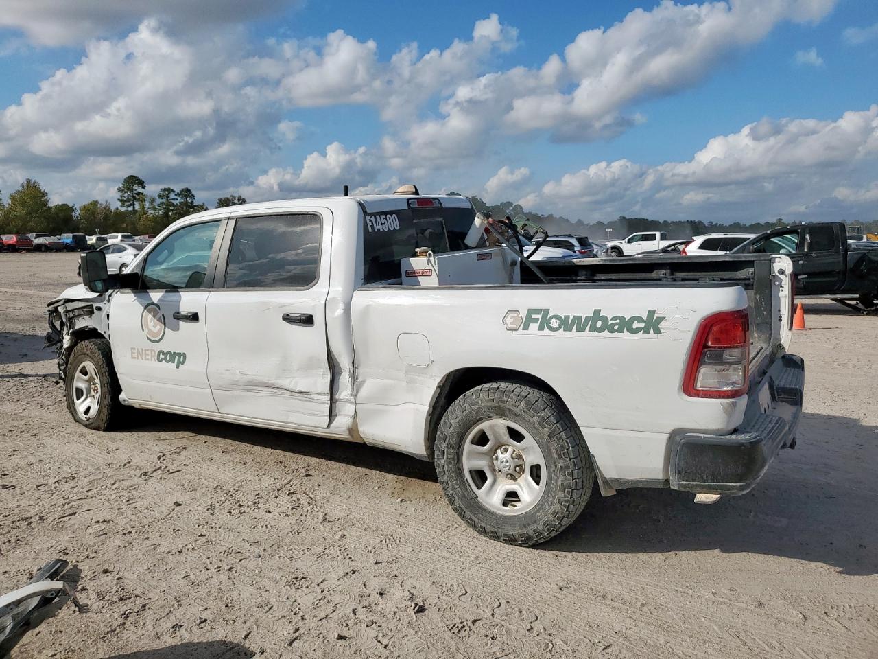 2023 RAM 1500 TRADESMAN photo 2