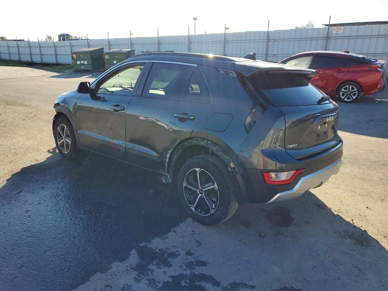 2024 KIA NIRO EX photo 3
