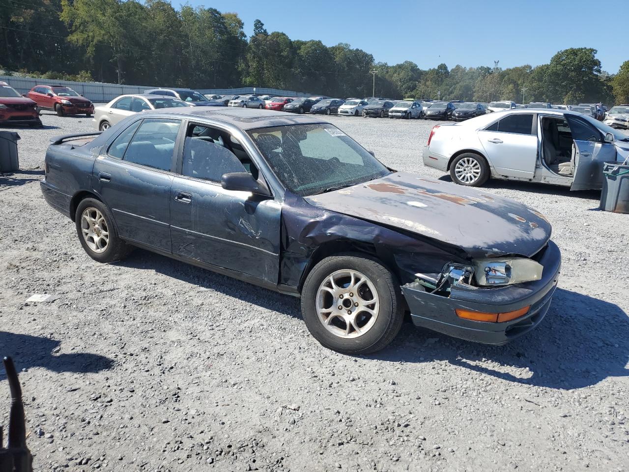 1993 TOYOTA CAMRY LE photo 4