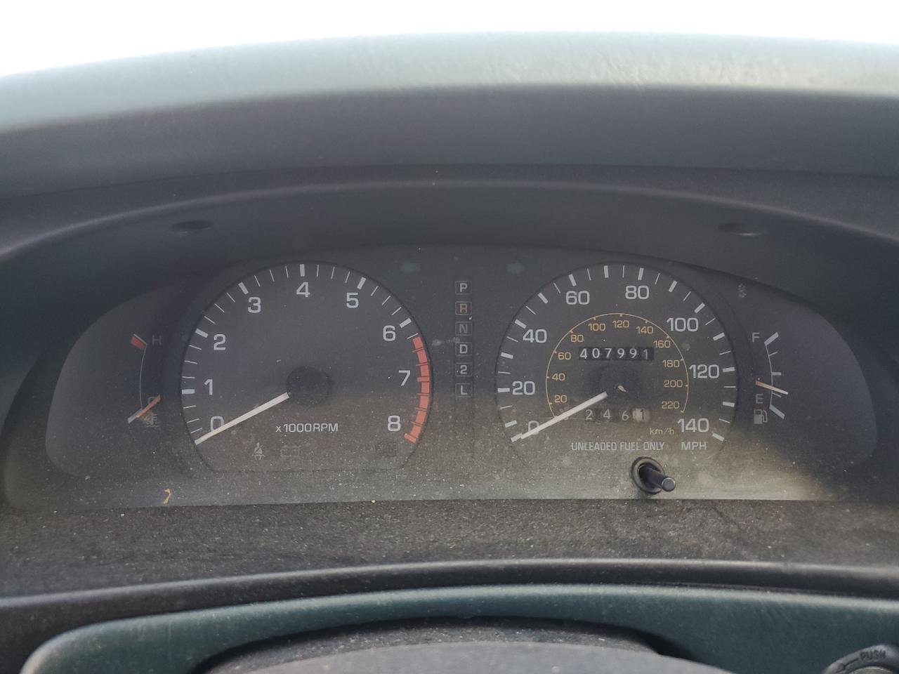 1993 TOYOTA CAMRY LE photo 9