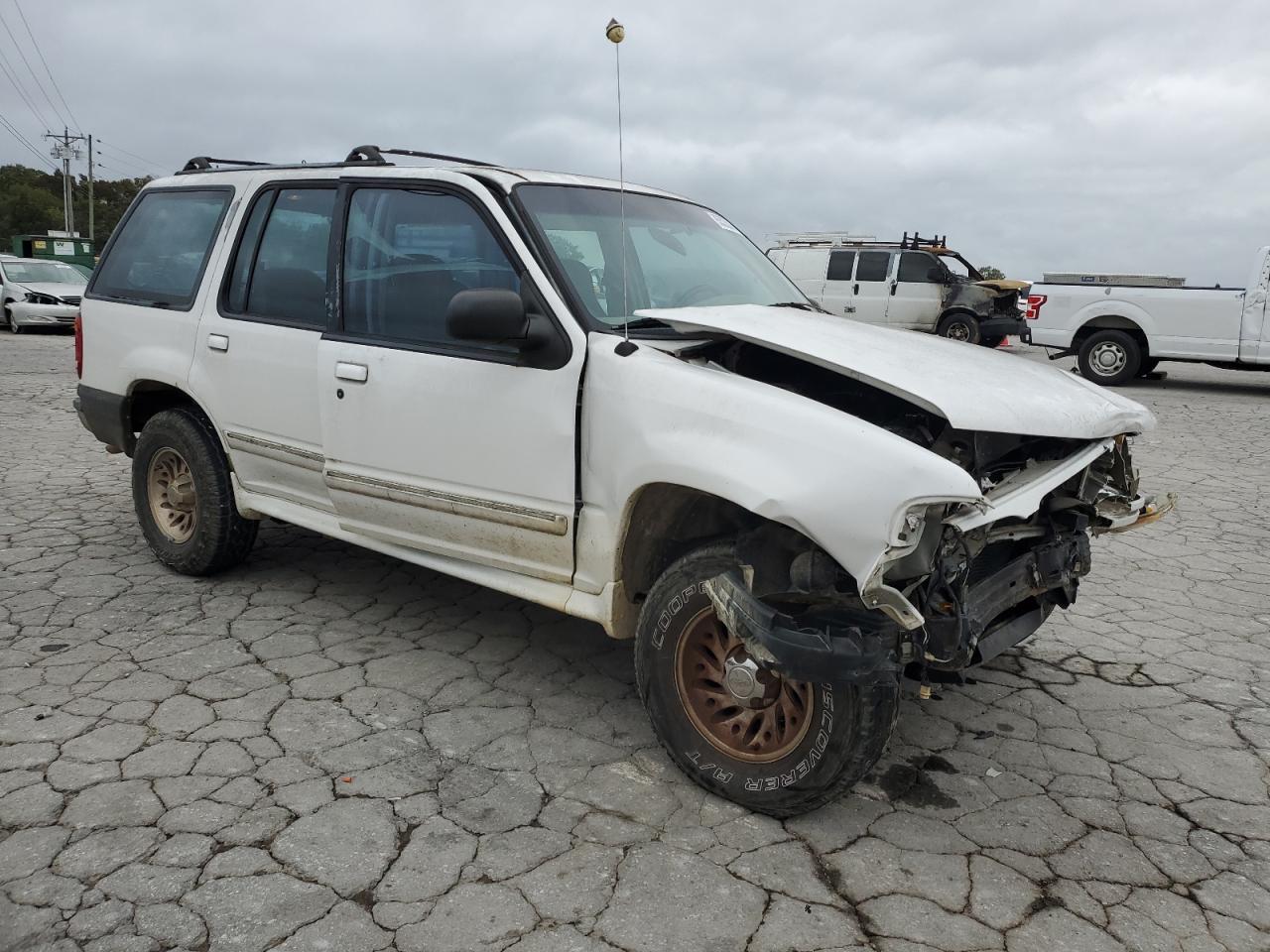 1999 FORD EXPLORER photo 4