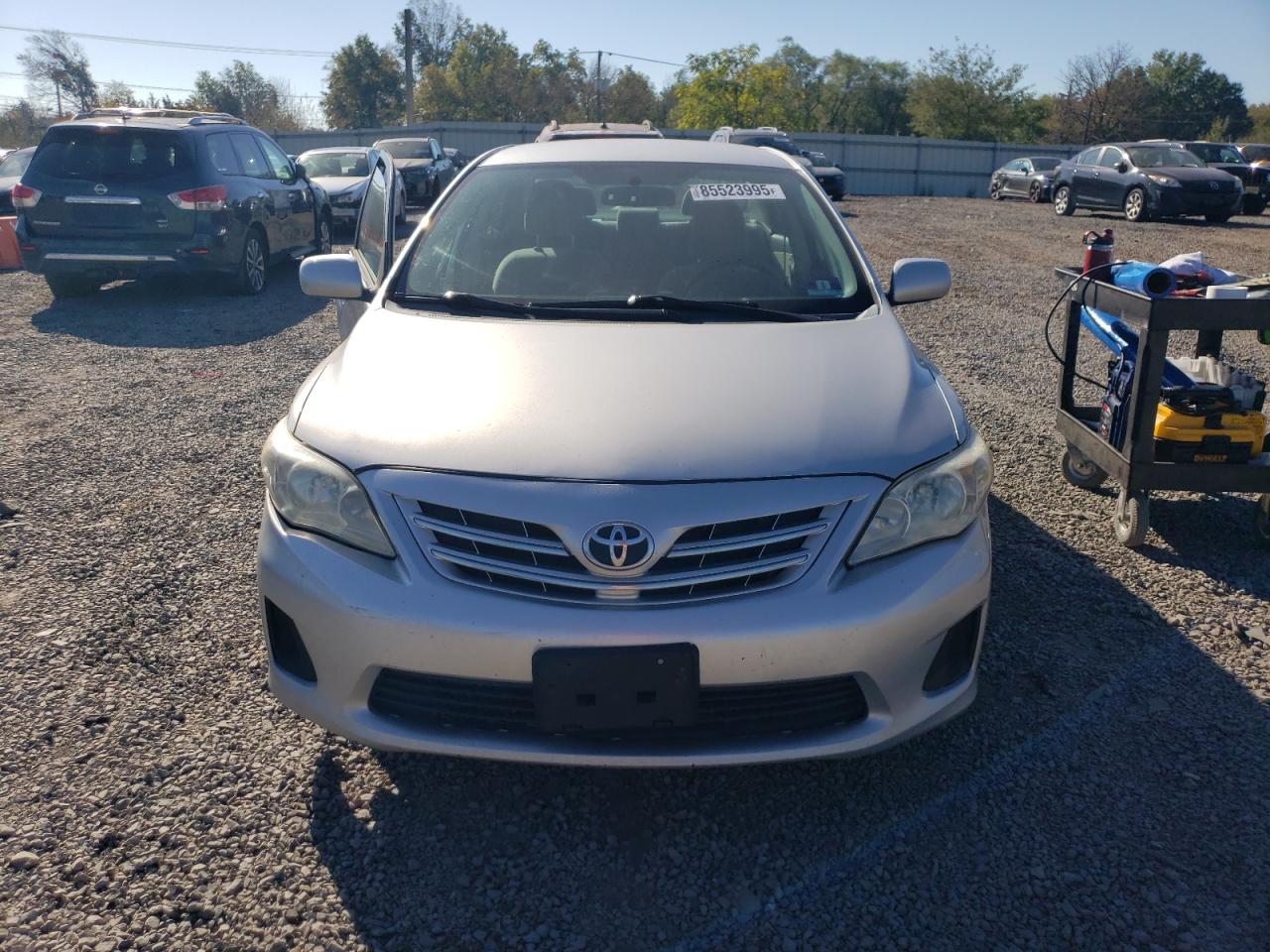 2013 TOYOTA COROLLA LE photo 13