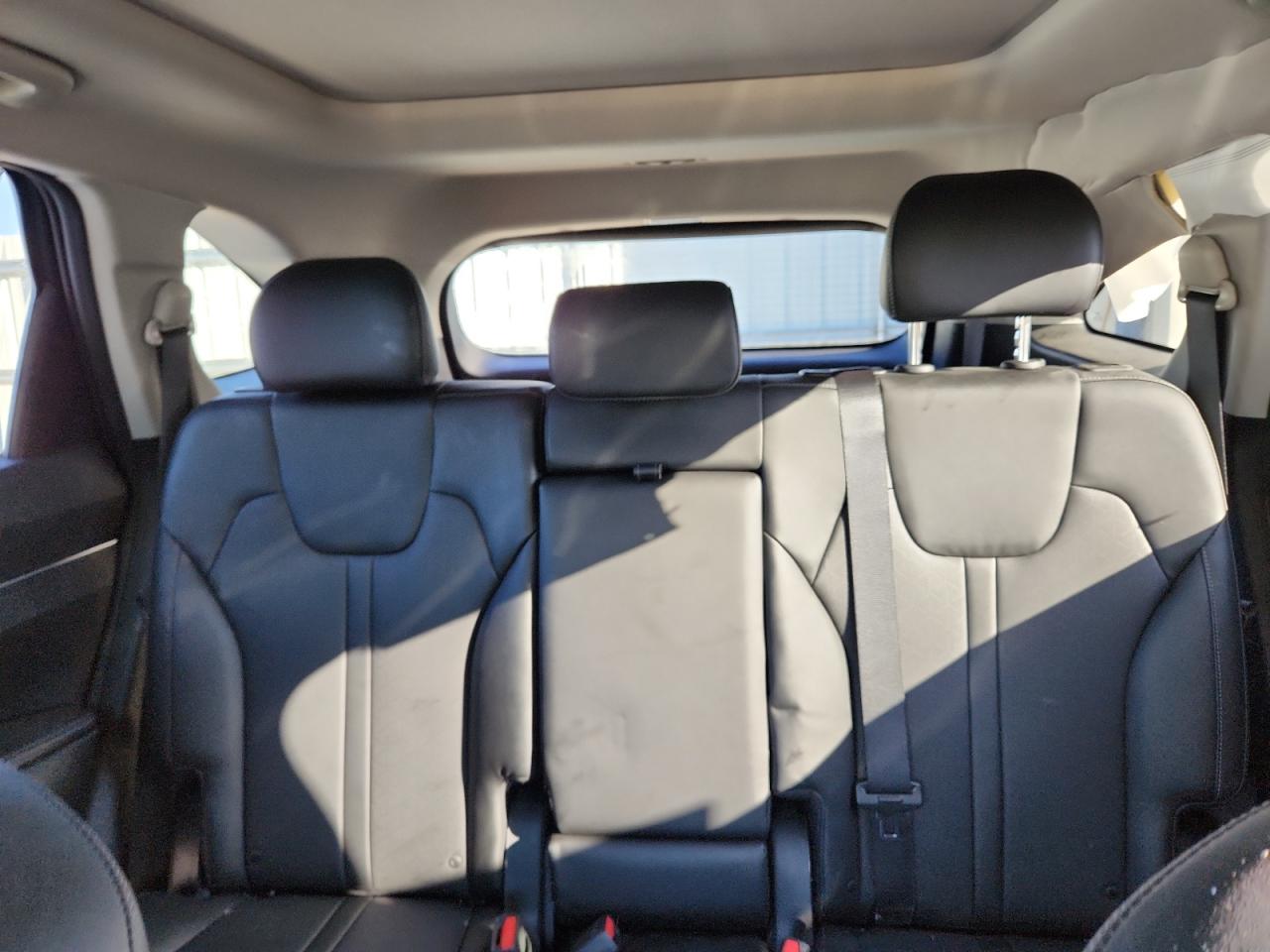 2022 KIA SORENTO S photo 10