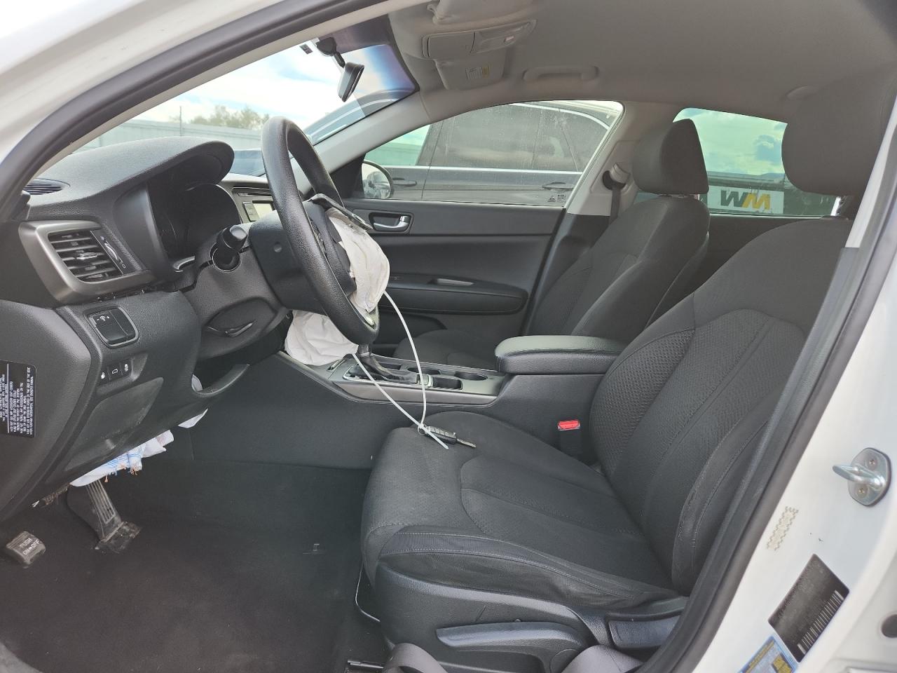 2016 KIA OPTIMA LX photo 7