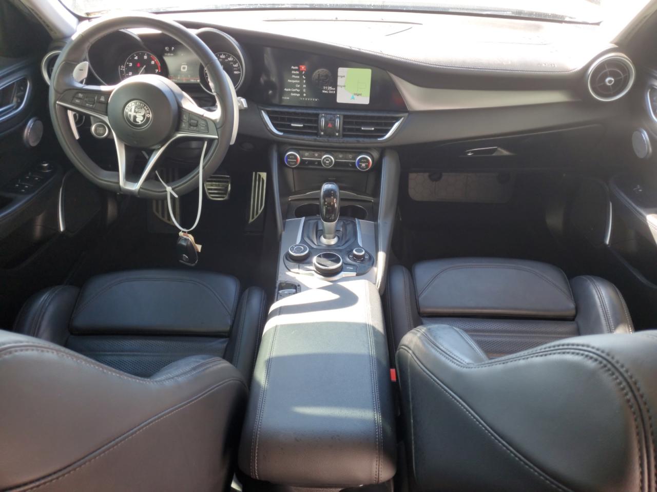 2019 ALFA ROMEO GIULIA TI photo 8