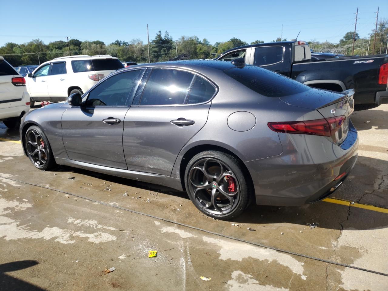 2019 ALFA ROMEO GIULIA TI photo 2