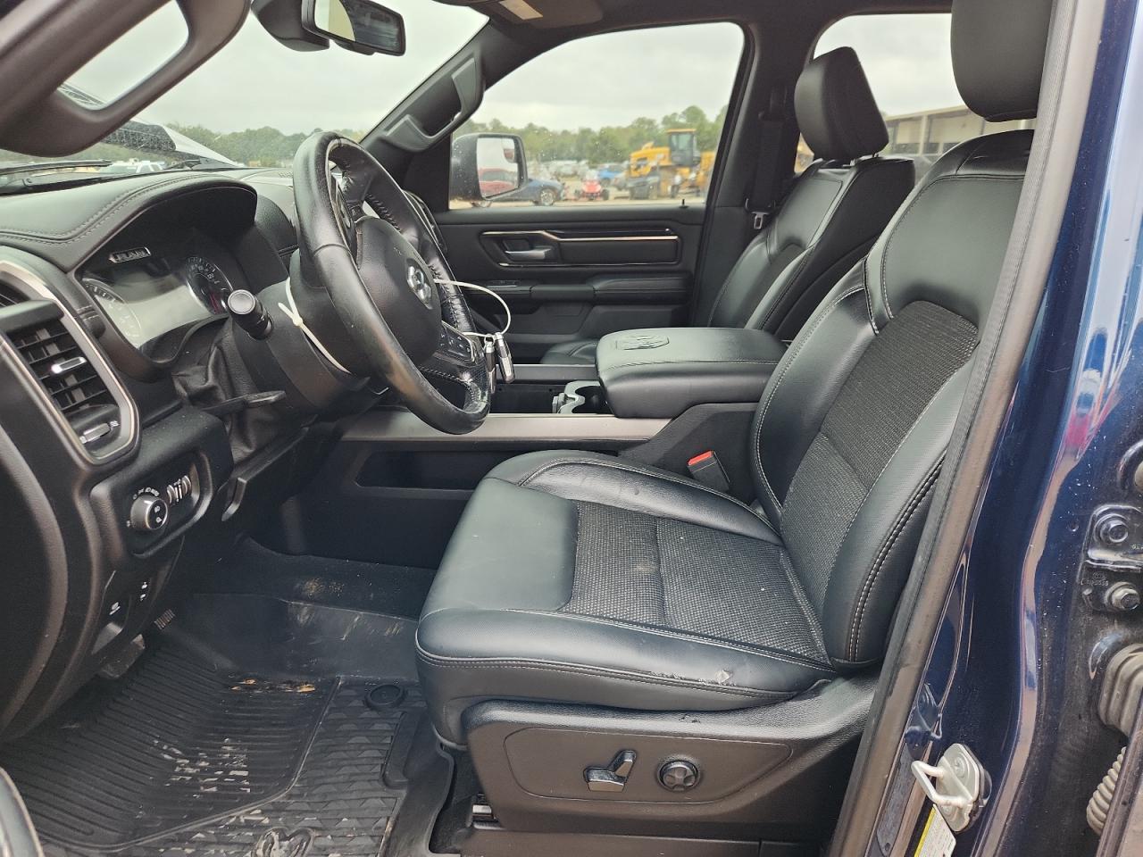 2019 RAM 1500 REBEL photo 13