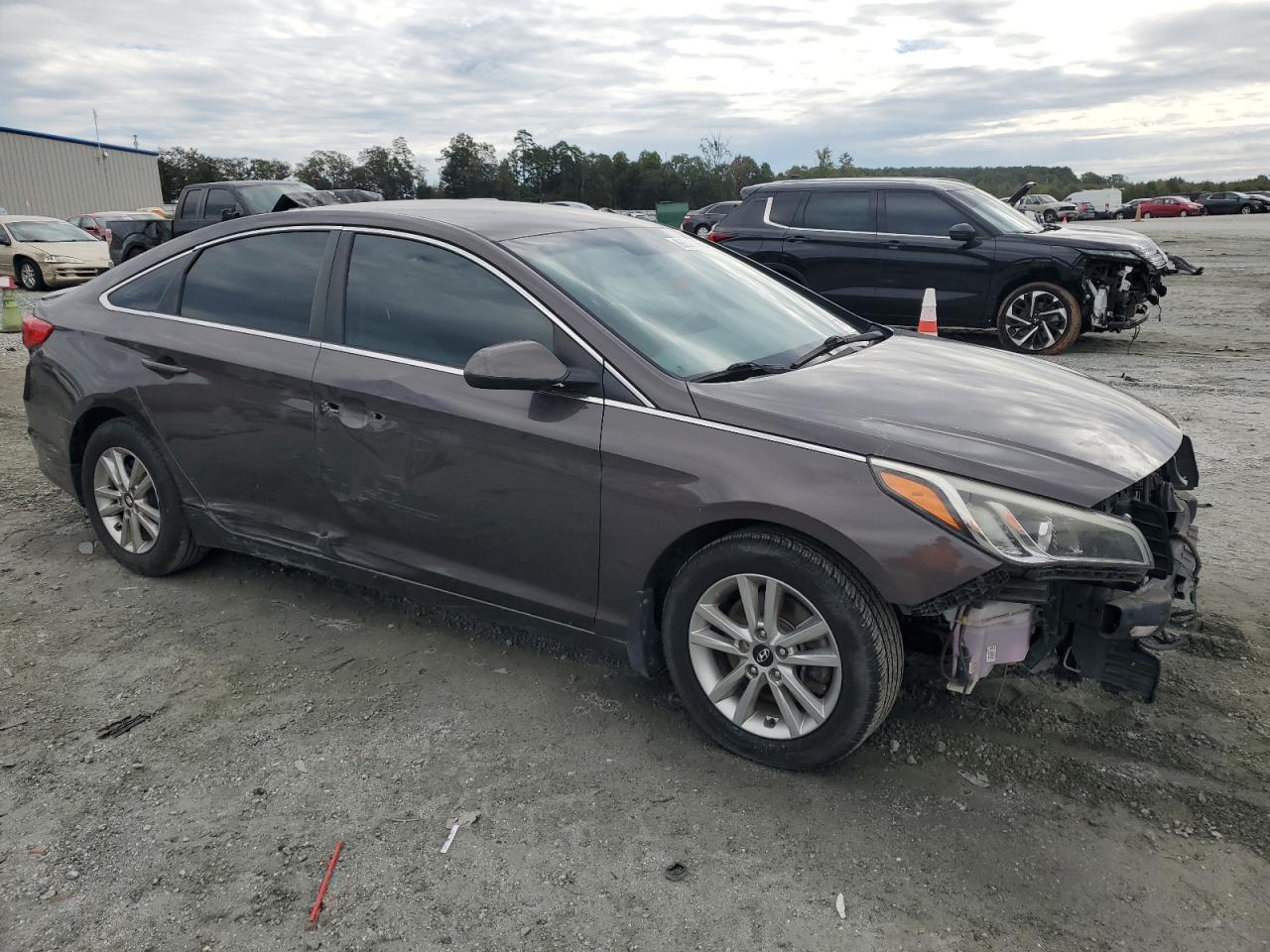 2017 HYUNDAI SONATA SE photo 10