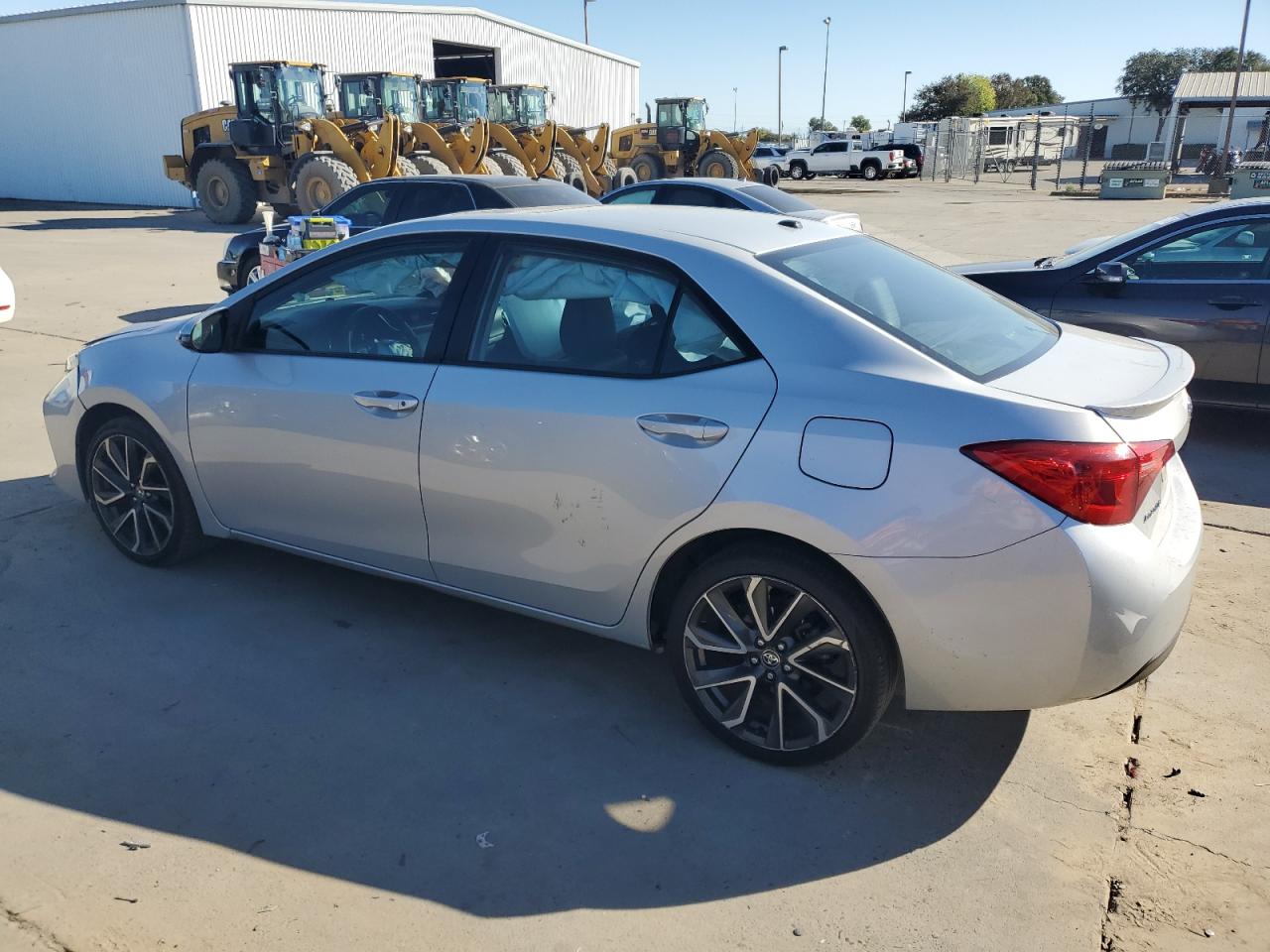 2019 TOYOTA COROLLA L photo 2