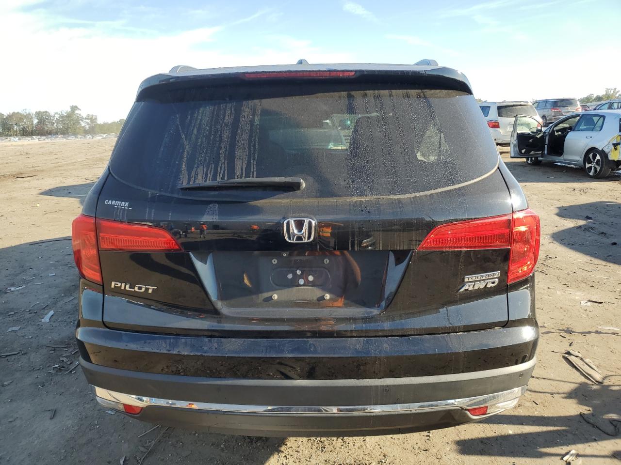 2016 HONDA PILOT TOURING photo 6