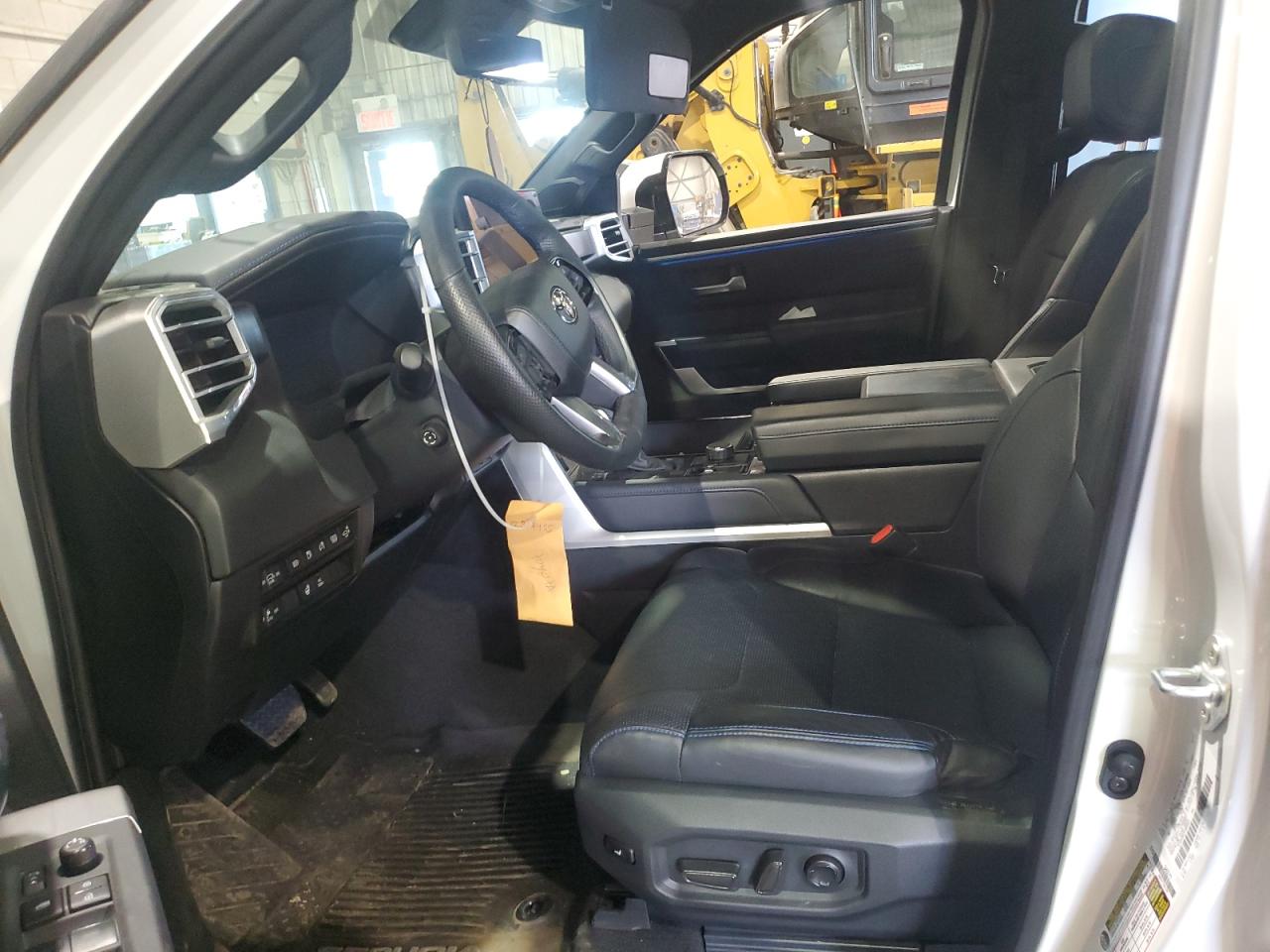 2023 TOYOTA SEQUOIA SR5 photo 19