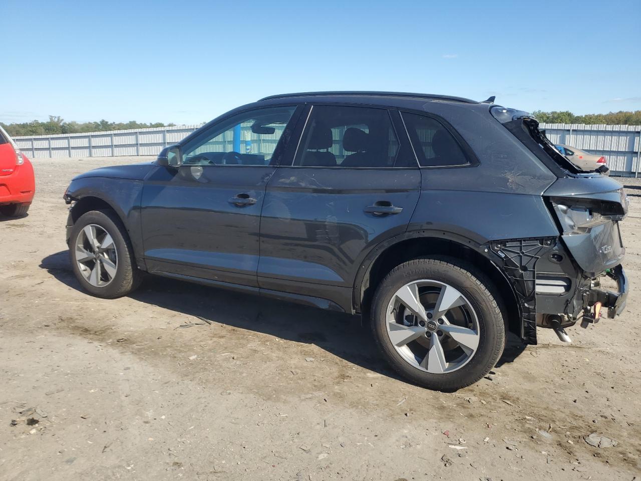 2025 AUDI Q5 PREMIUM 40 photo 3