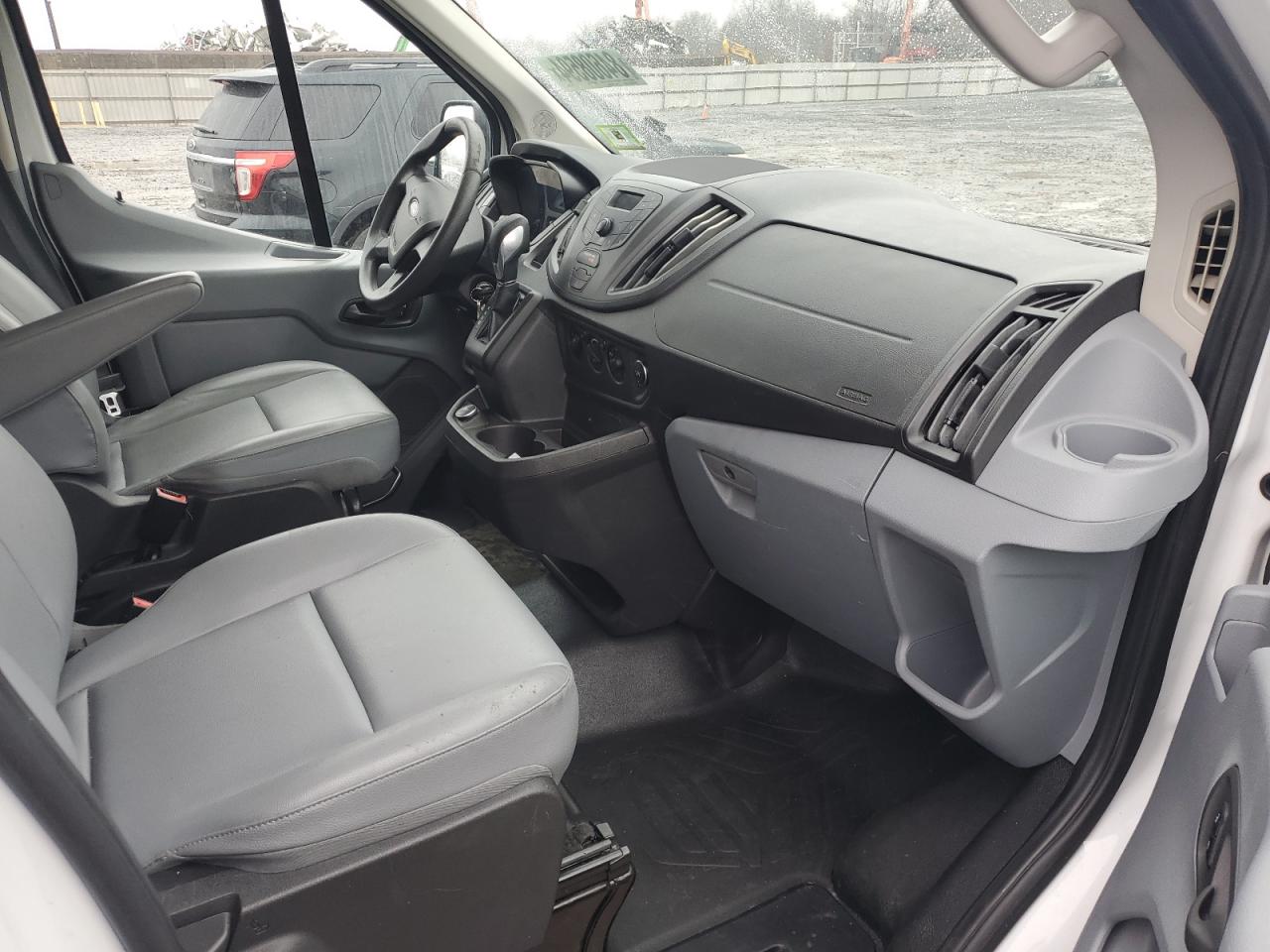 2018 FORD TRANSIT photo 15