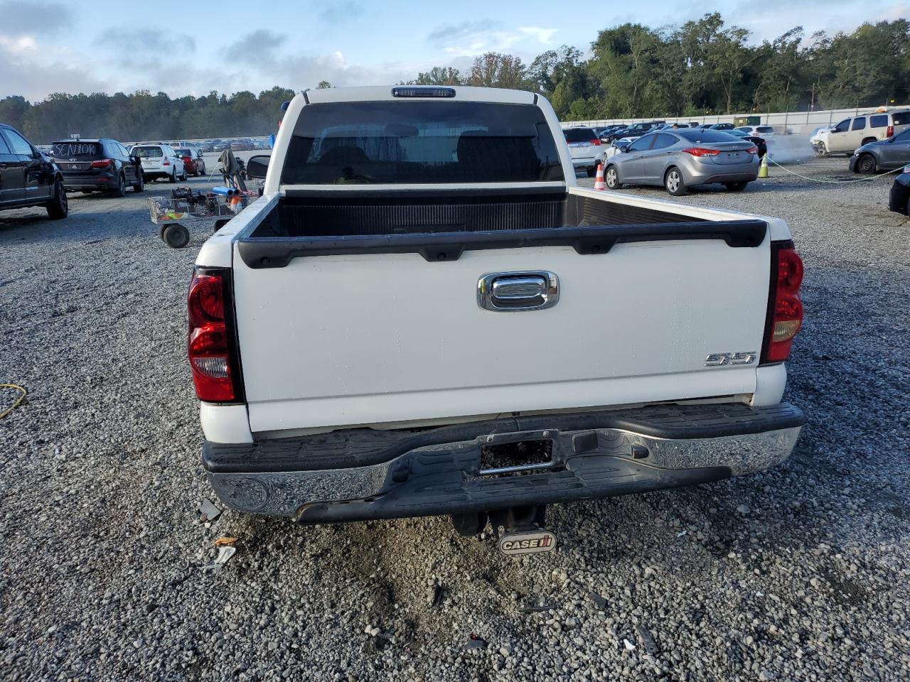 2005 CHEVROLET SILVERADO C1500 photo 6