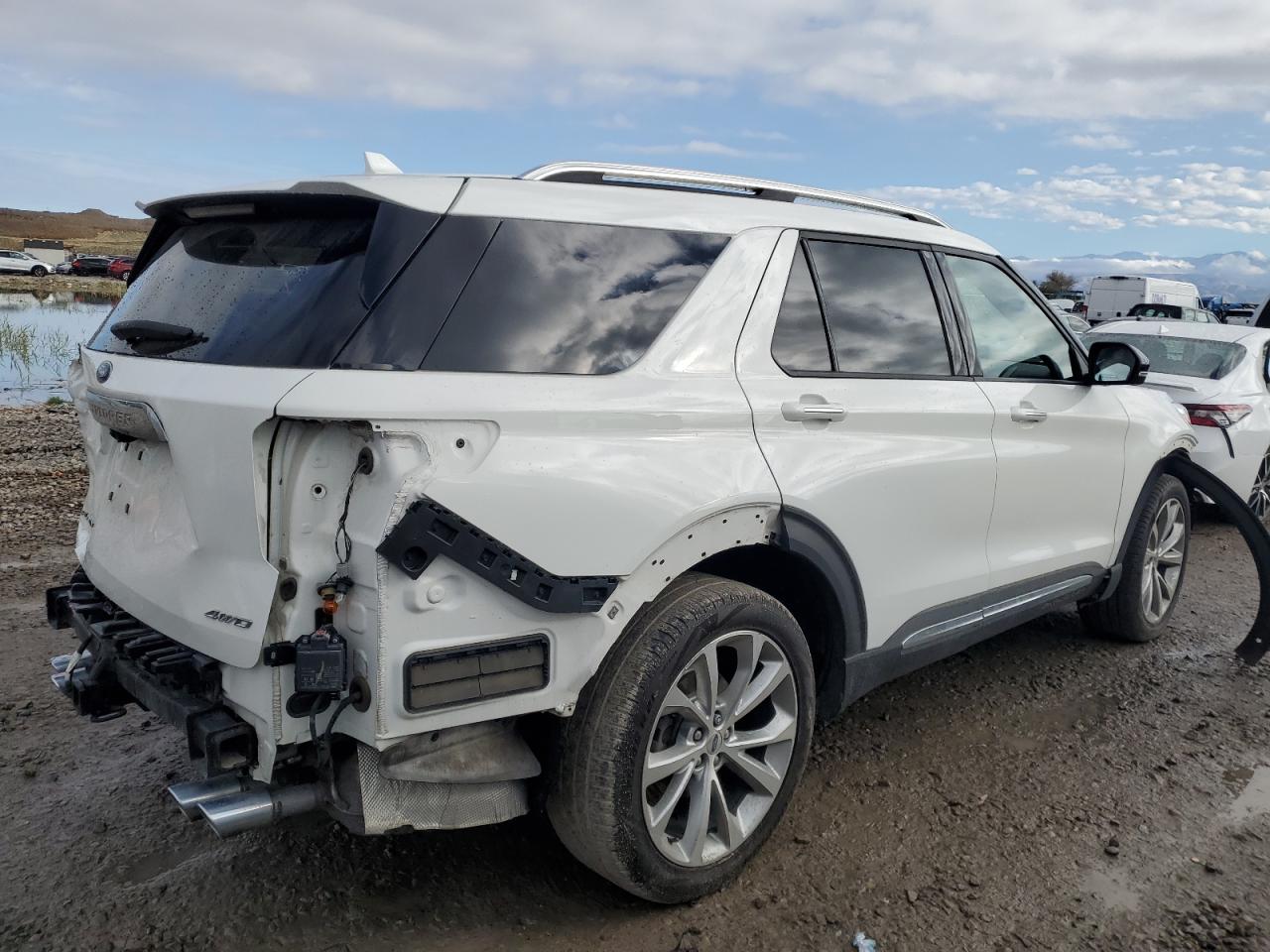 2021 FORD EXPLORER photo 5