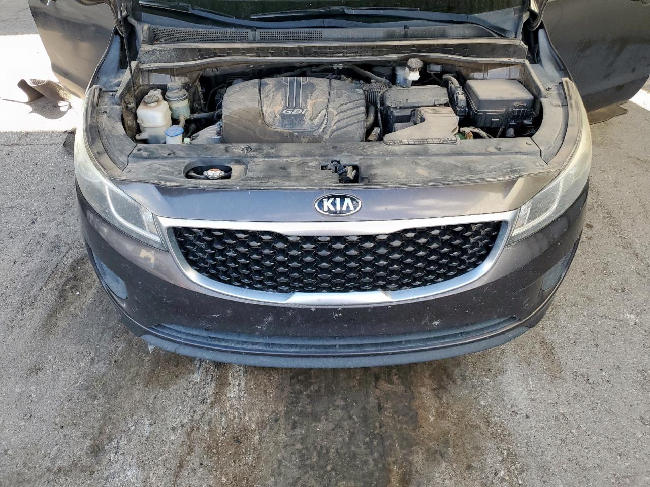 2016 KIA SEDONA LX photo 23