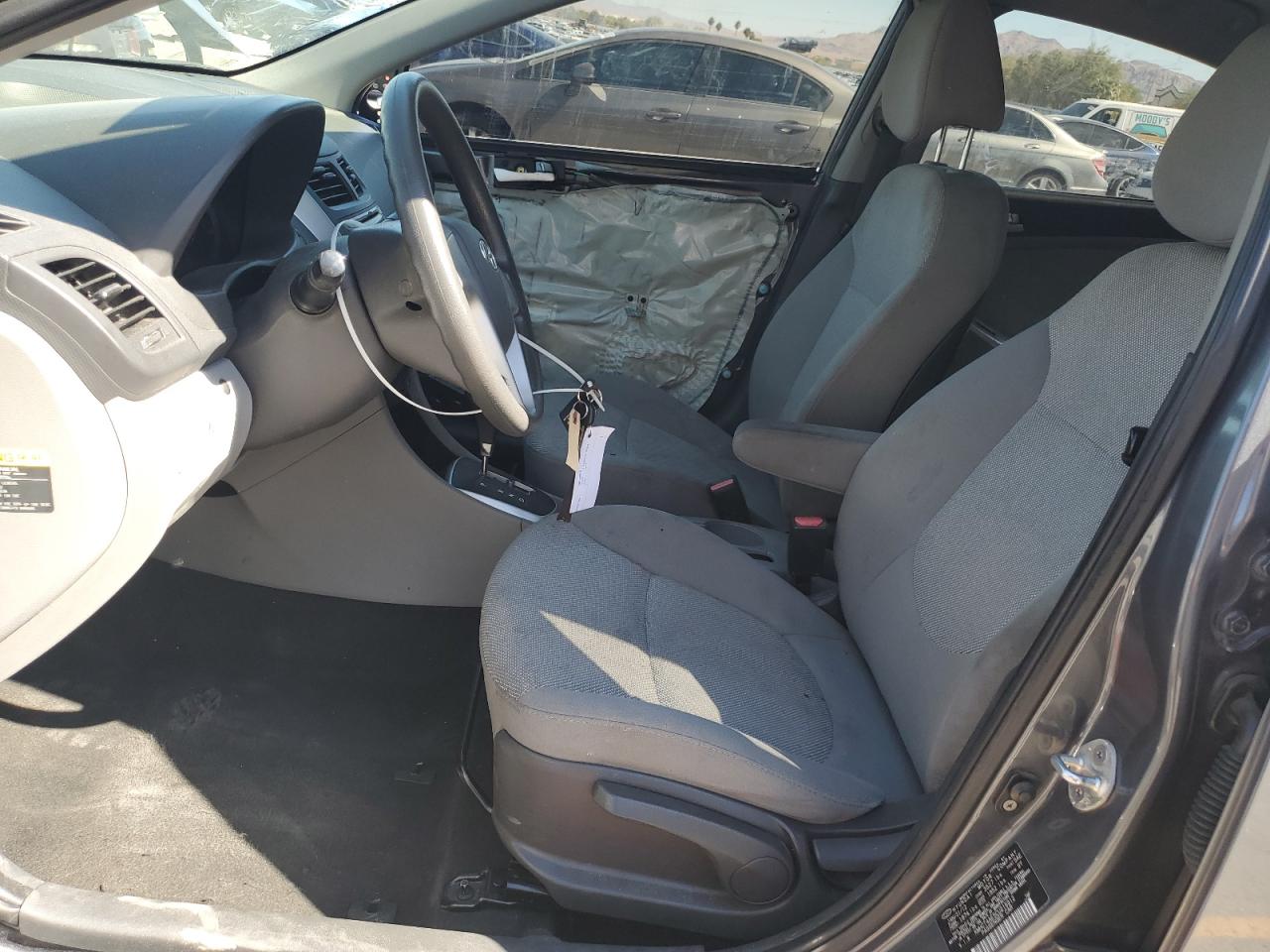 2012 HYUNDAI ACCENT GLS photo 7