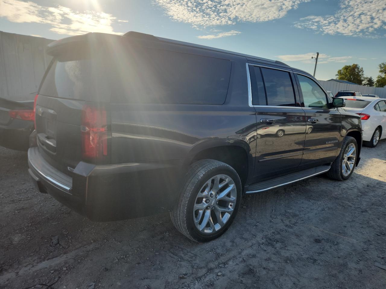 2018 CHEVROLET SUBURBAN K1500 PREMIER photo 5