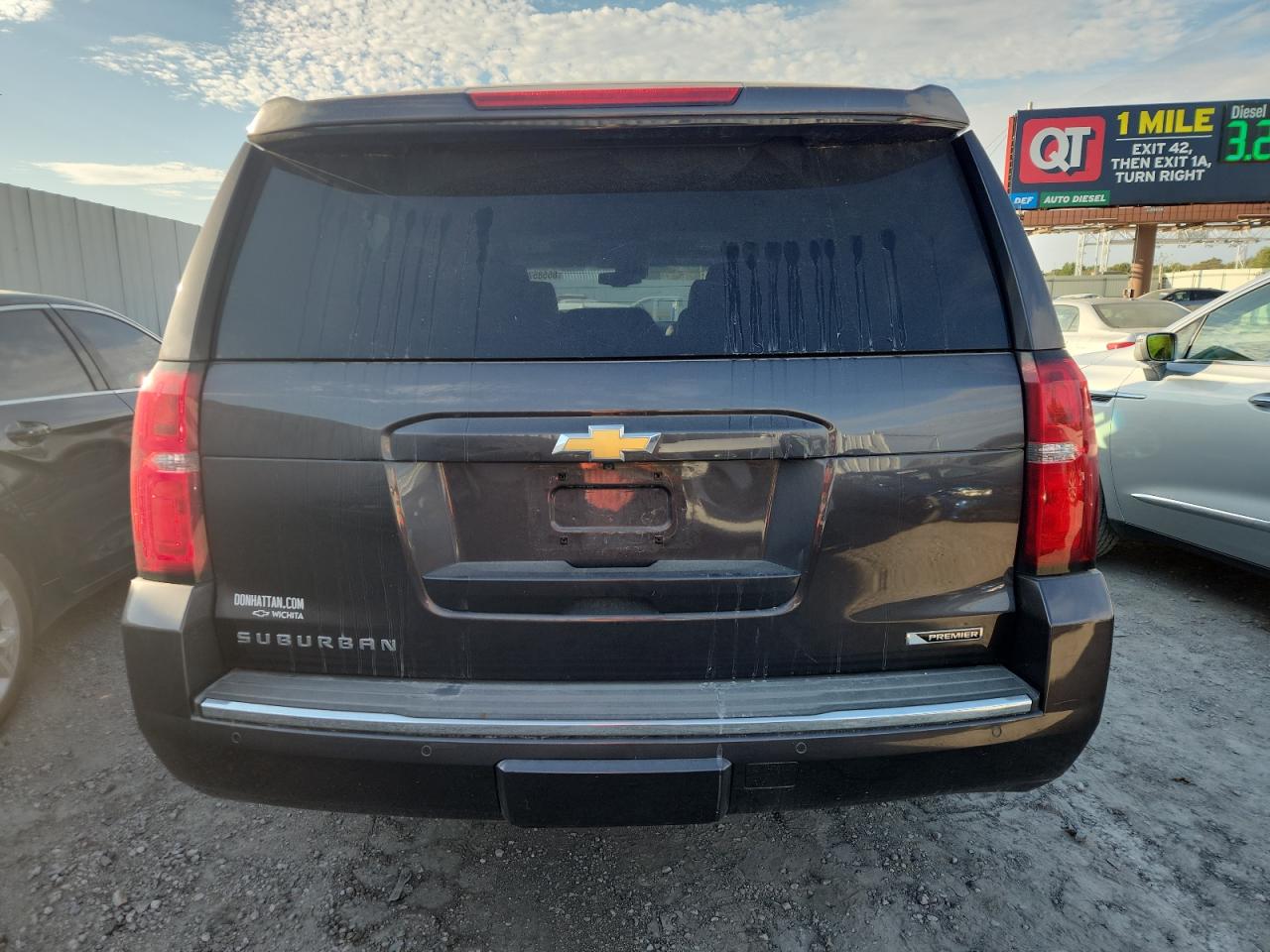 2018 CHEVROLET SUBURBAN K1500 PREMIER photo 11