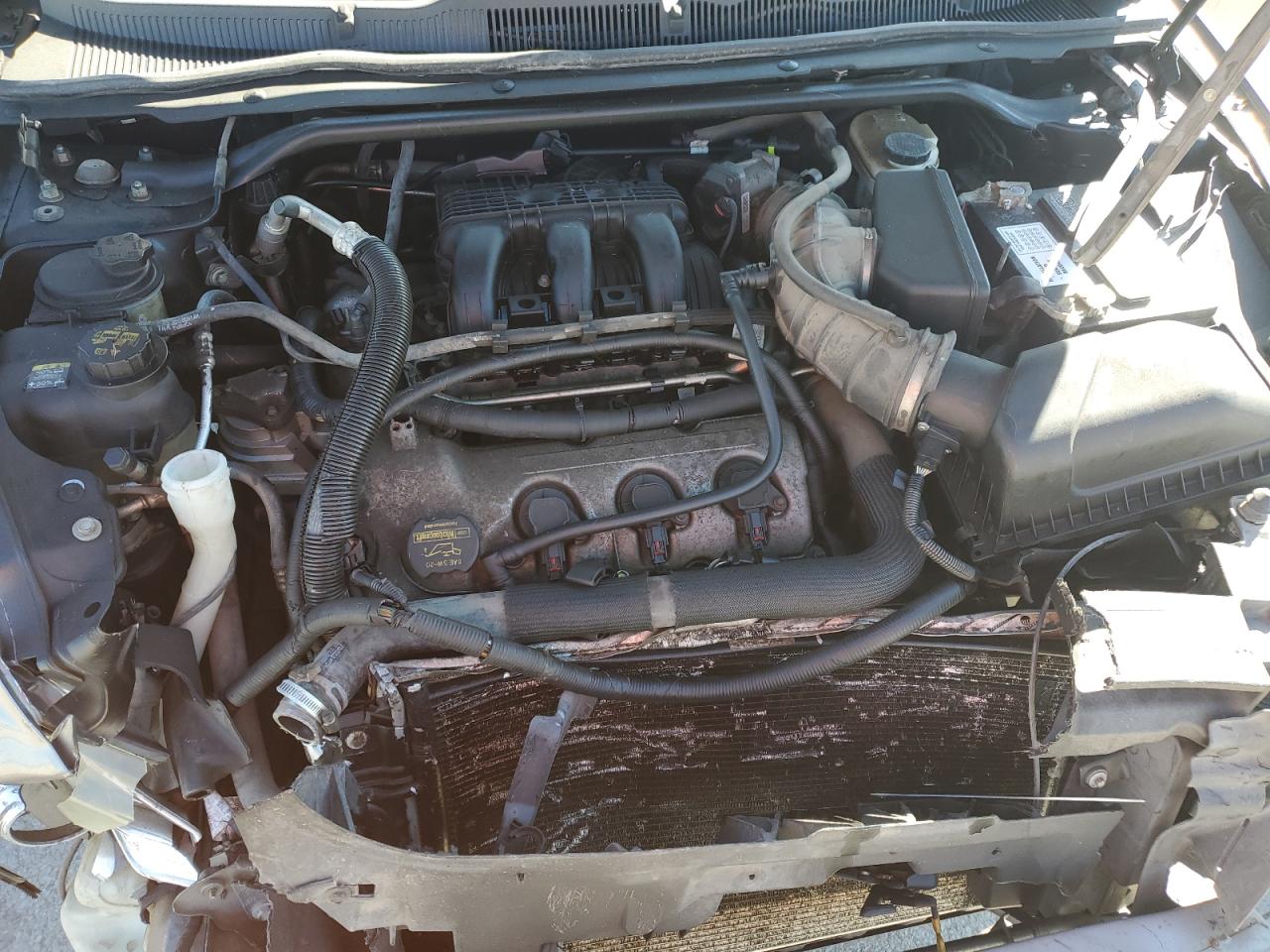 2011 FORD TAURUS SEL photo 21