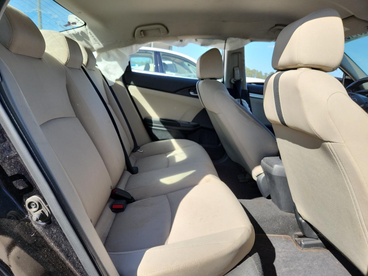 2016 HONDA CIVIC LX photo 19