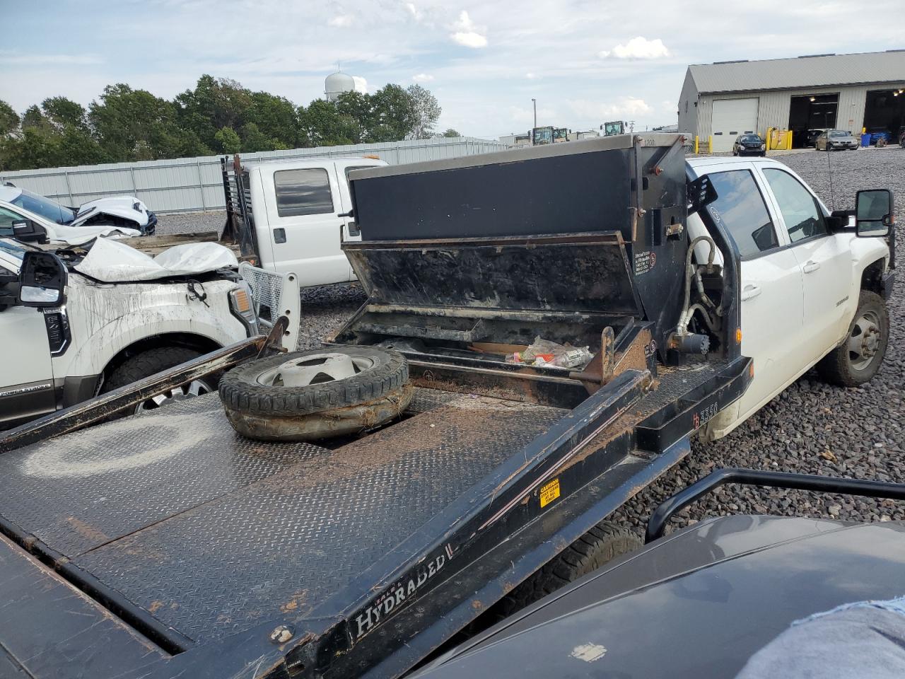 2019 CHEVROLET SILVERADO FLAT BED TRUCK photo 5