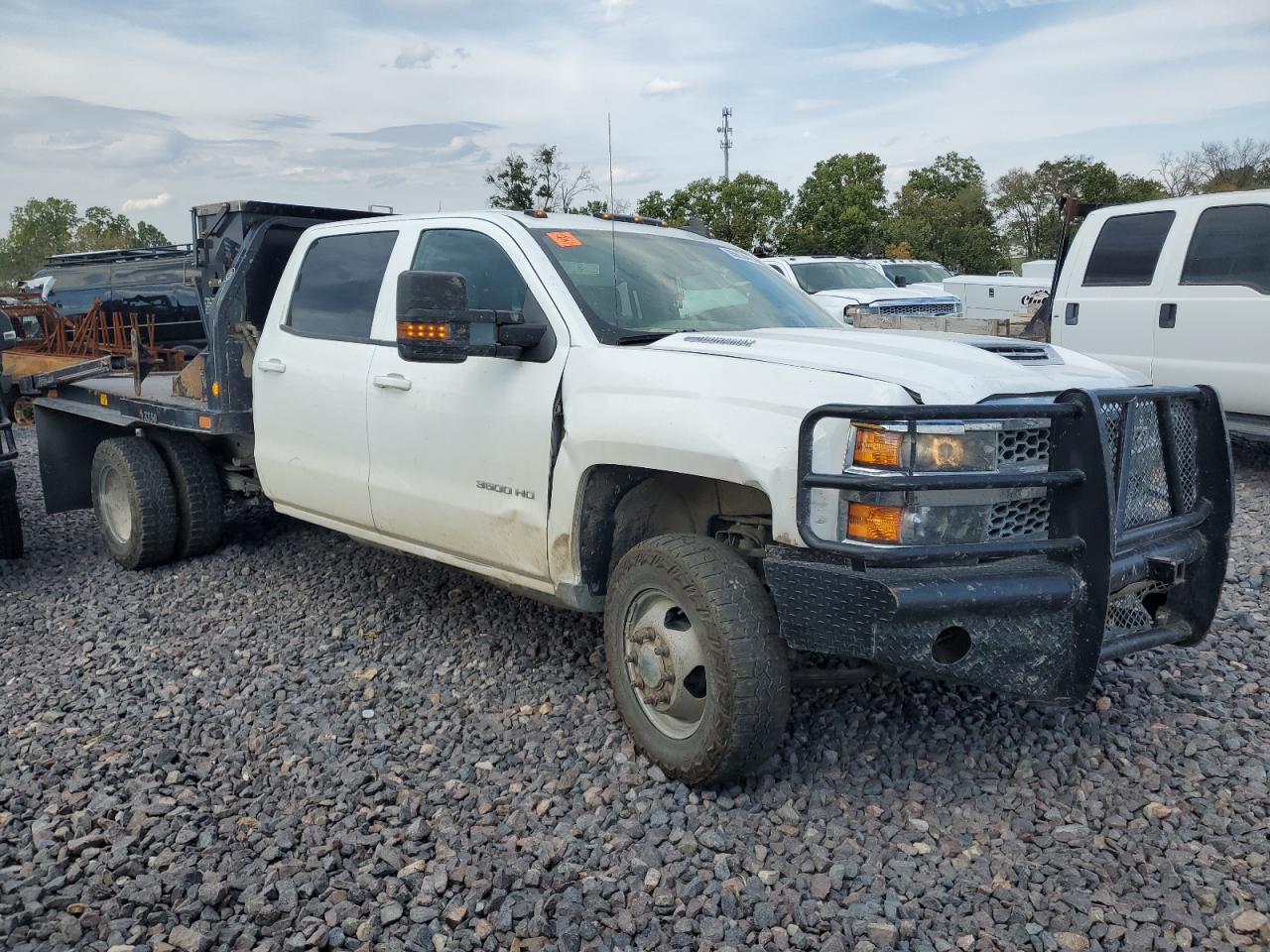 2019 CHEVROLET SILVERADO FLAT BED TRUCK photo 7