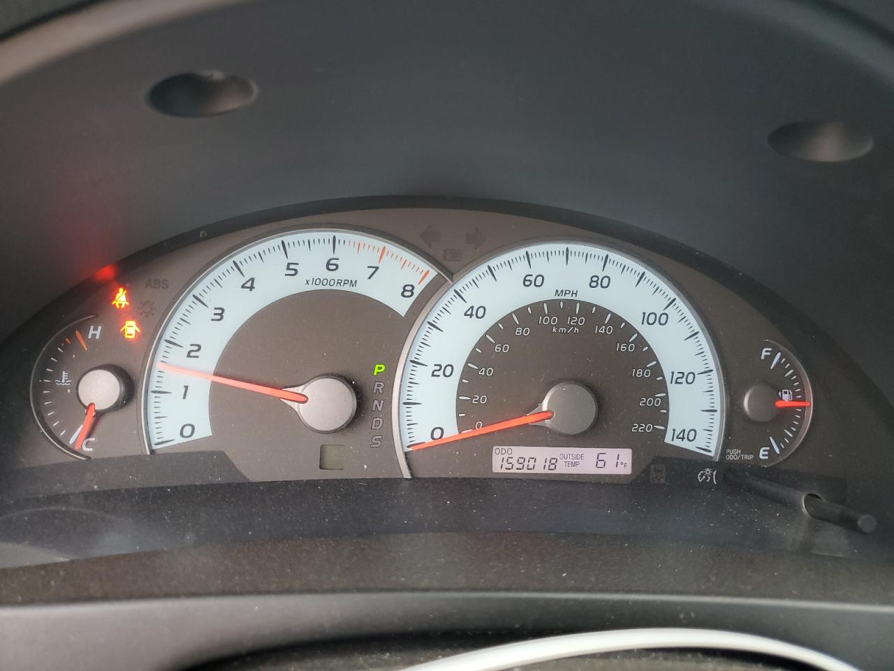 2011 TOYOTA CAMRY SE photo 33