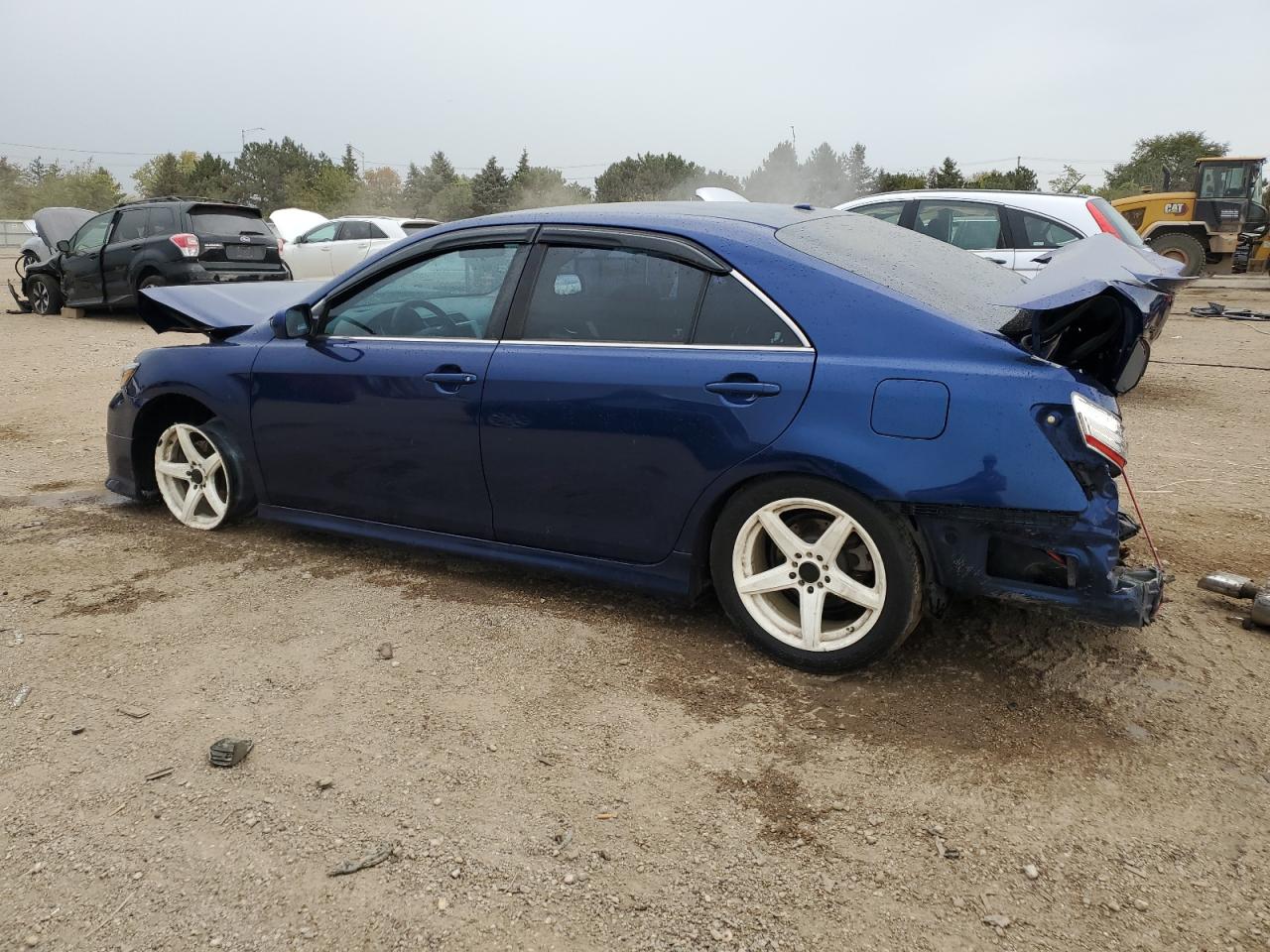2011 TOYOTA CAMRY SE photo 5