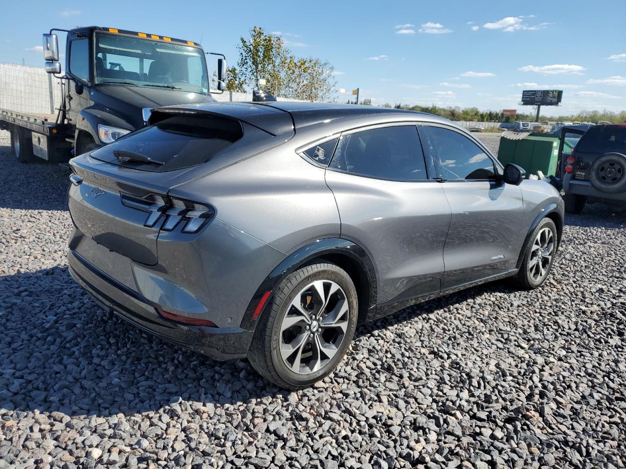 2021 FORD MUSTANG MACH-E PREMIUM photo 7